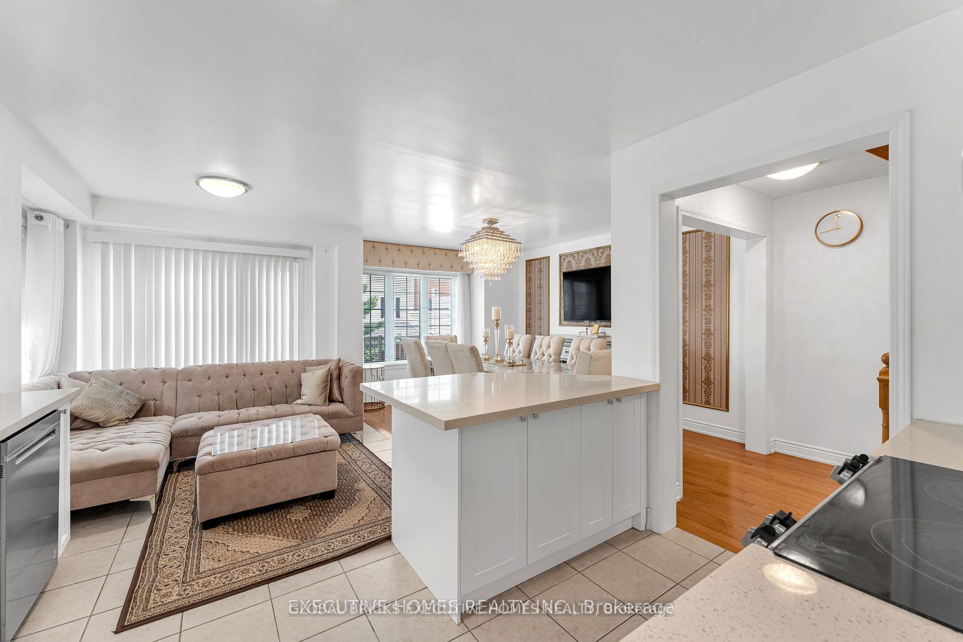 2478 William Jackson Drive Property Photo 13