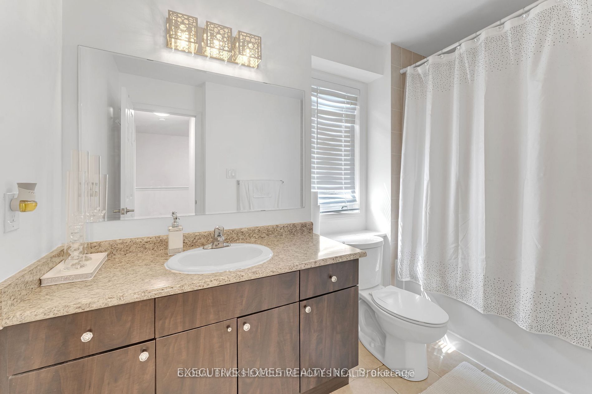 2478 William Jackson Drive Property Photo 31