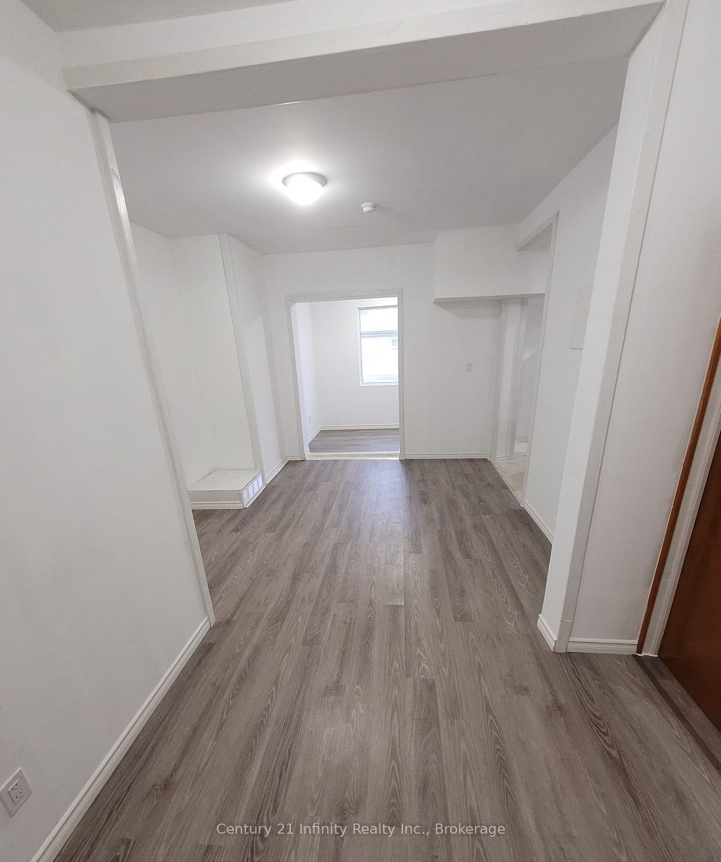 555 Ritson Road S B Property Photo 8