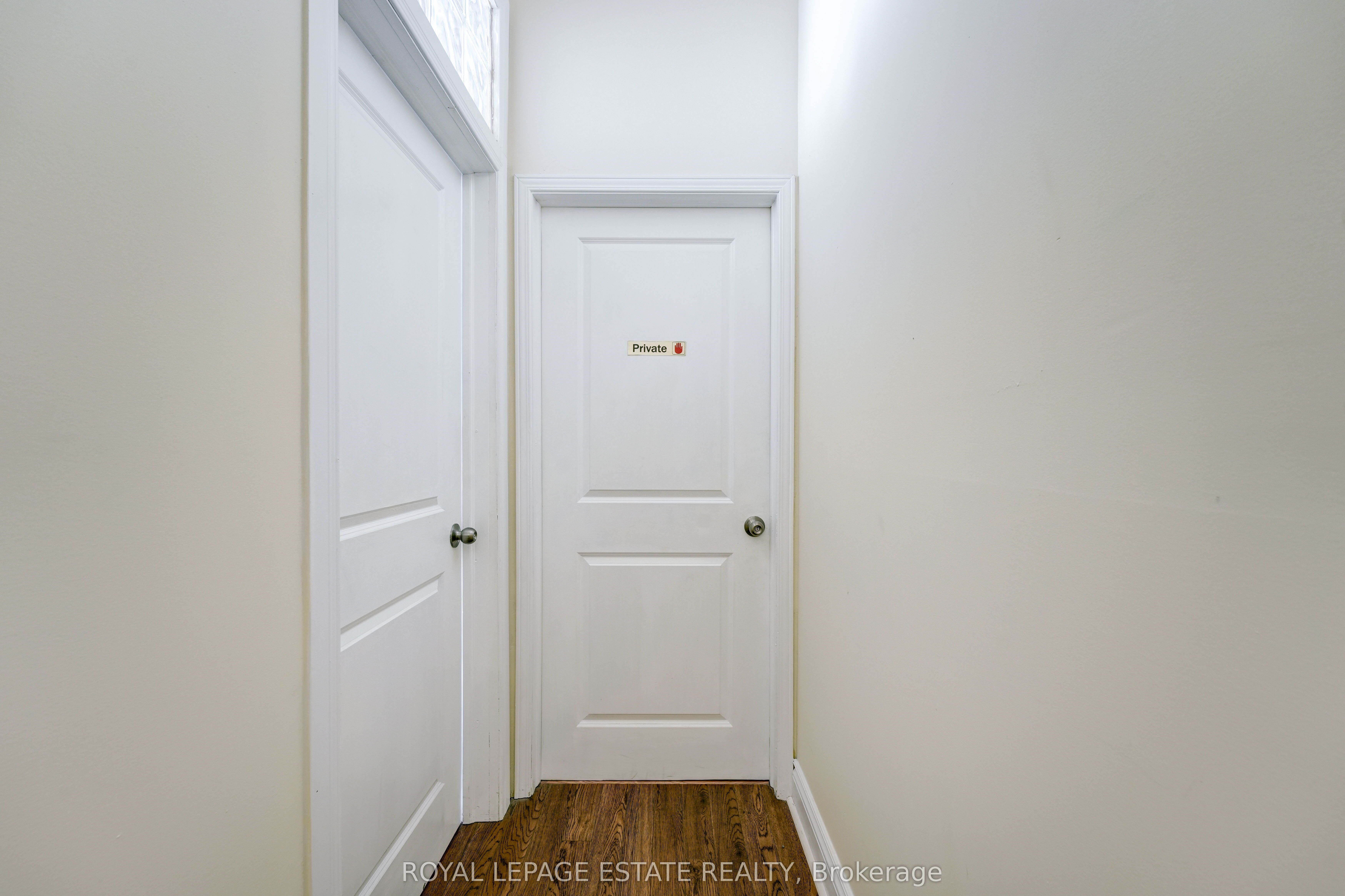 1398 Queen Street E Property Photo 21