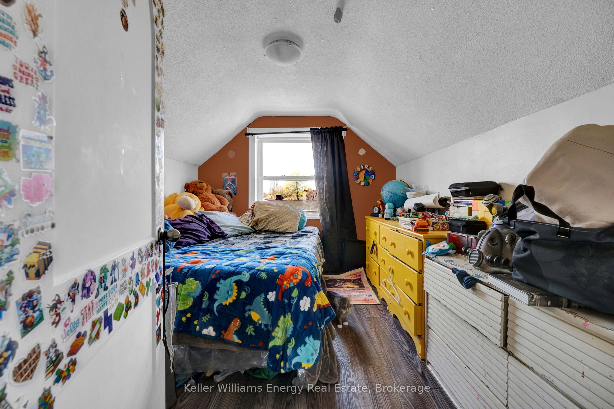 741 Ritson Road S Property Photo 20
