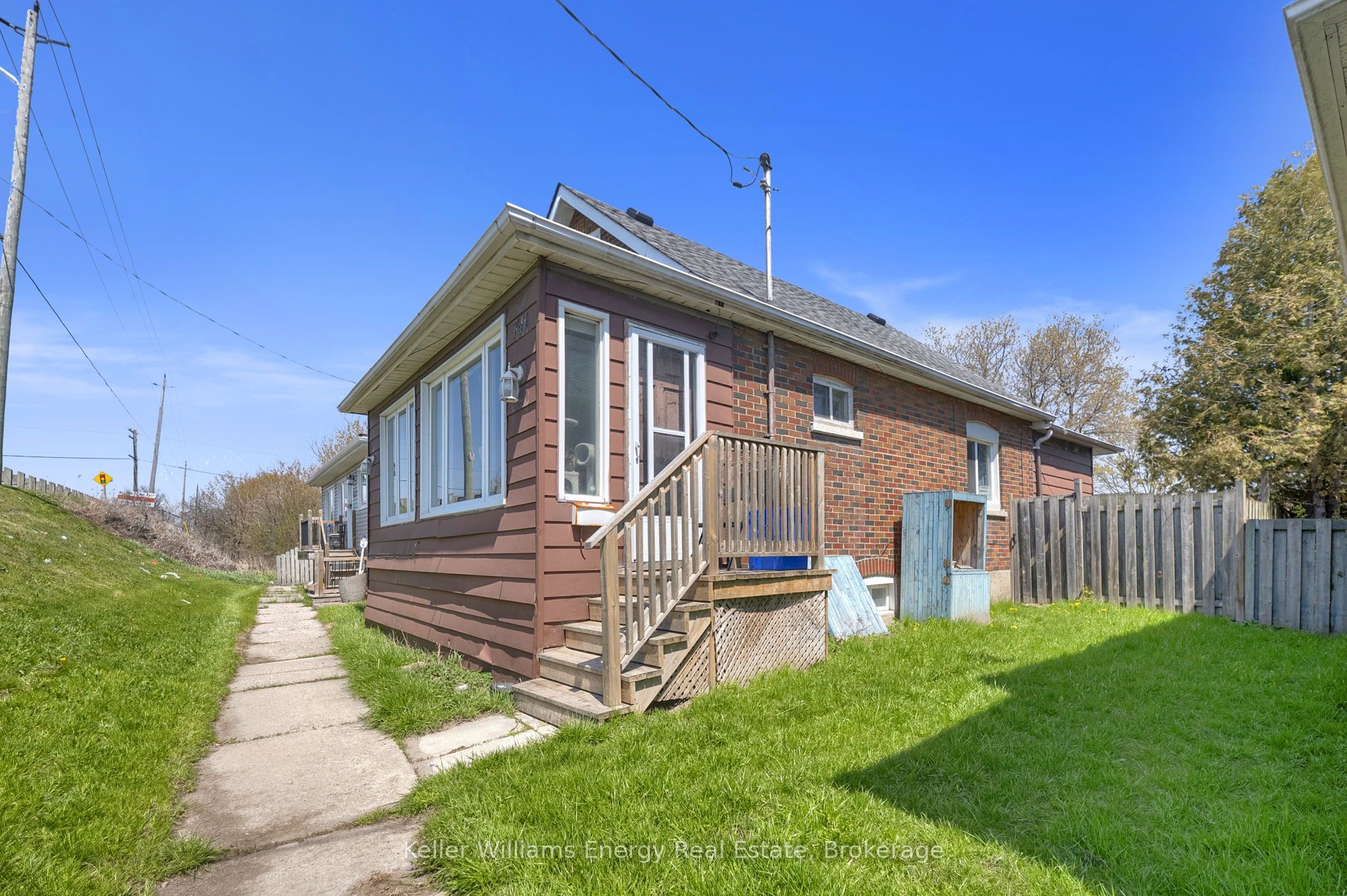 741 Ritson Road S Property Photo 37