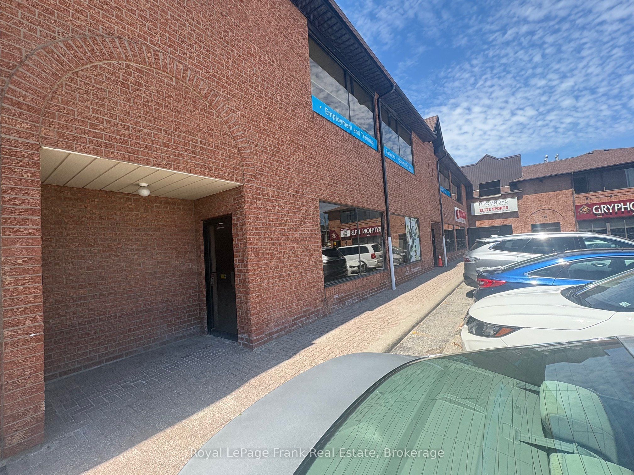 114 Dundas Street E 102b Property Photo 3