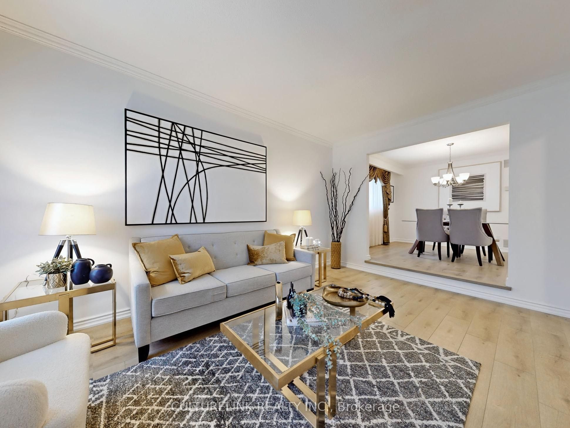 5 Haven Hill Square Property Photo 9