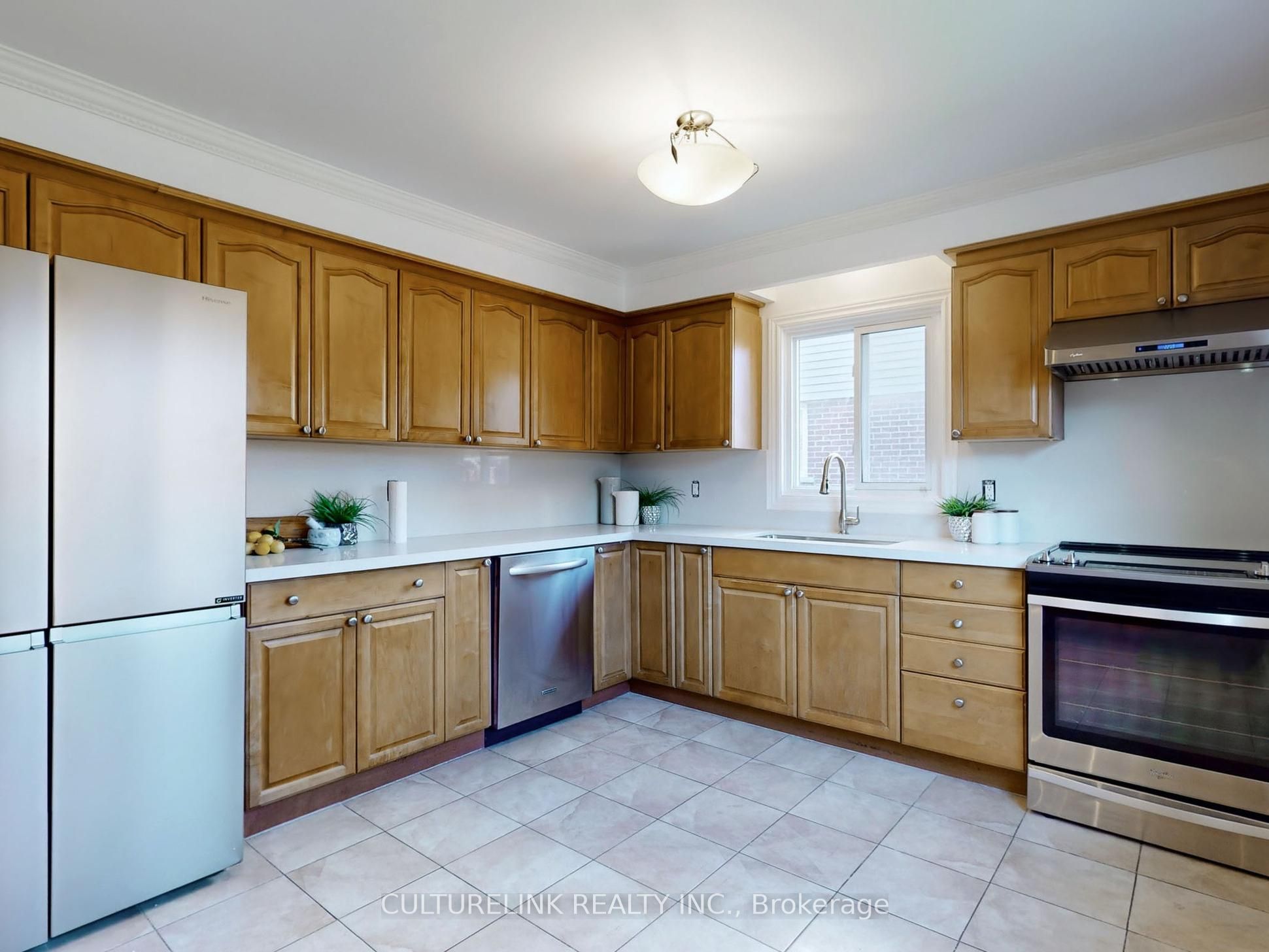 5 Haven Hill Square Property Photo 13
