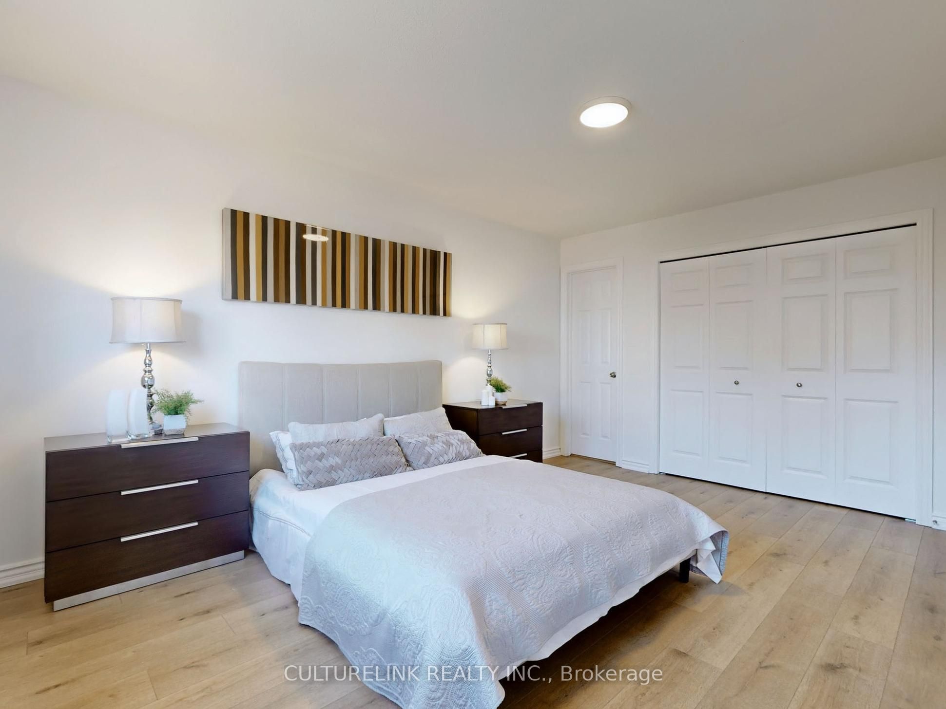 5 Haven Hill Square Property Photo 21