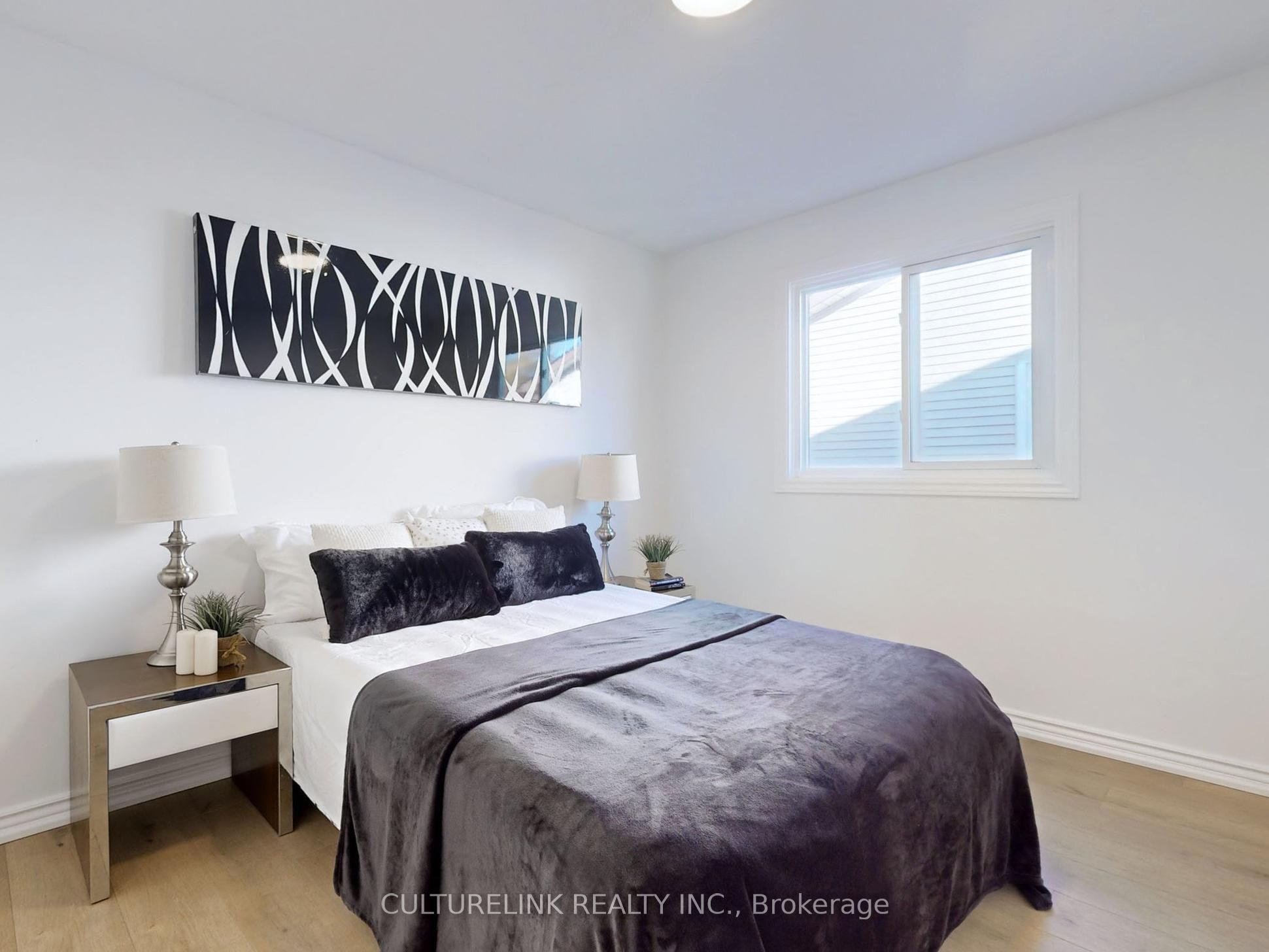 5 Haven Hill Square Property Photo 24