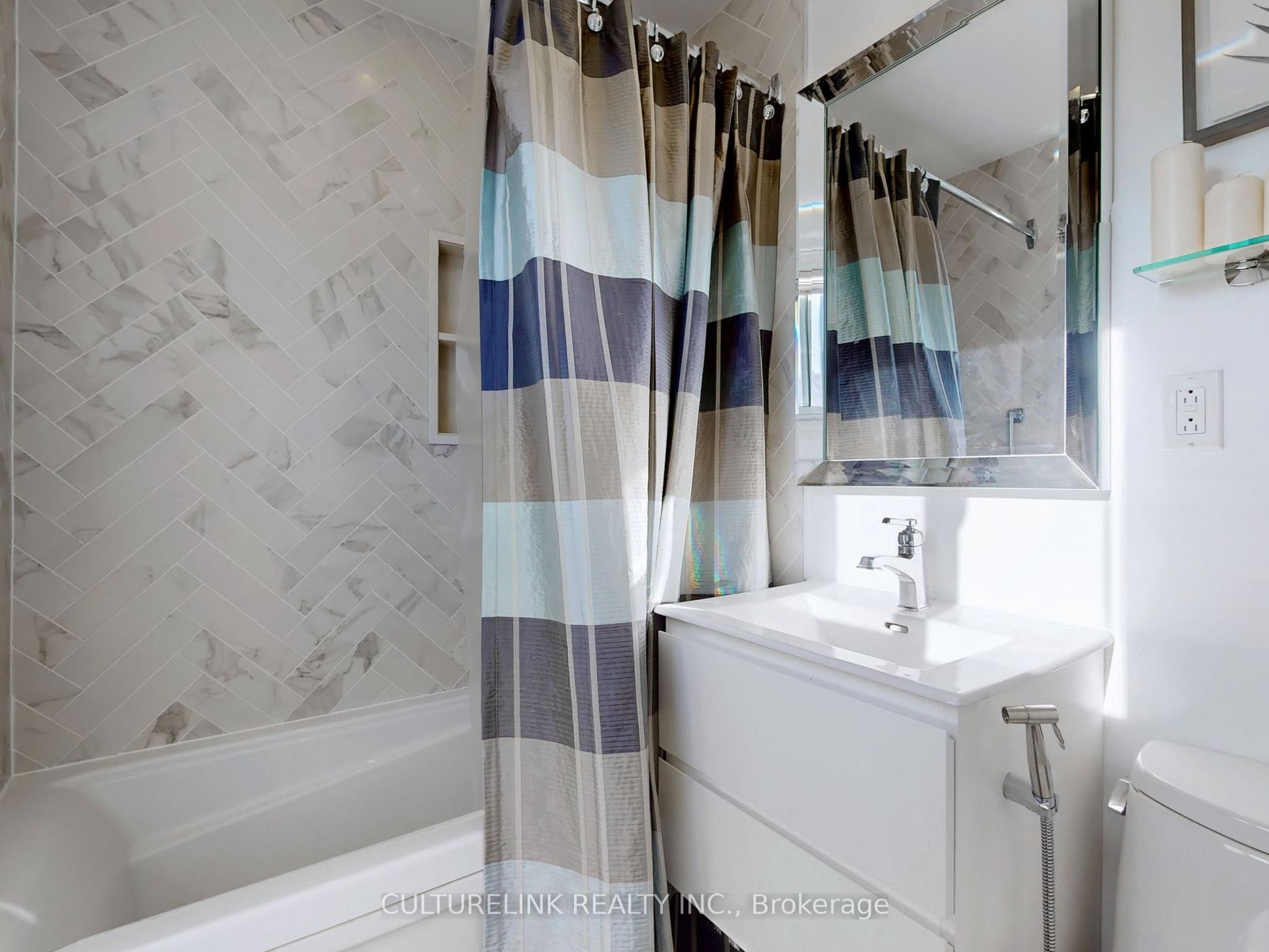 5 Haven Hill Square Property Photo 28