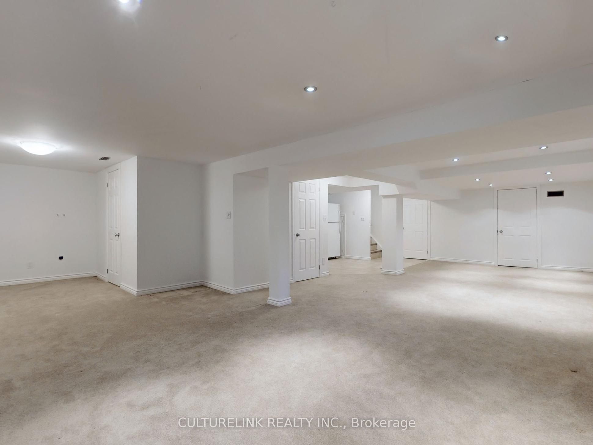 5 Haven Hill Square Property Photo 31