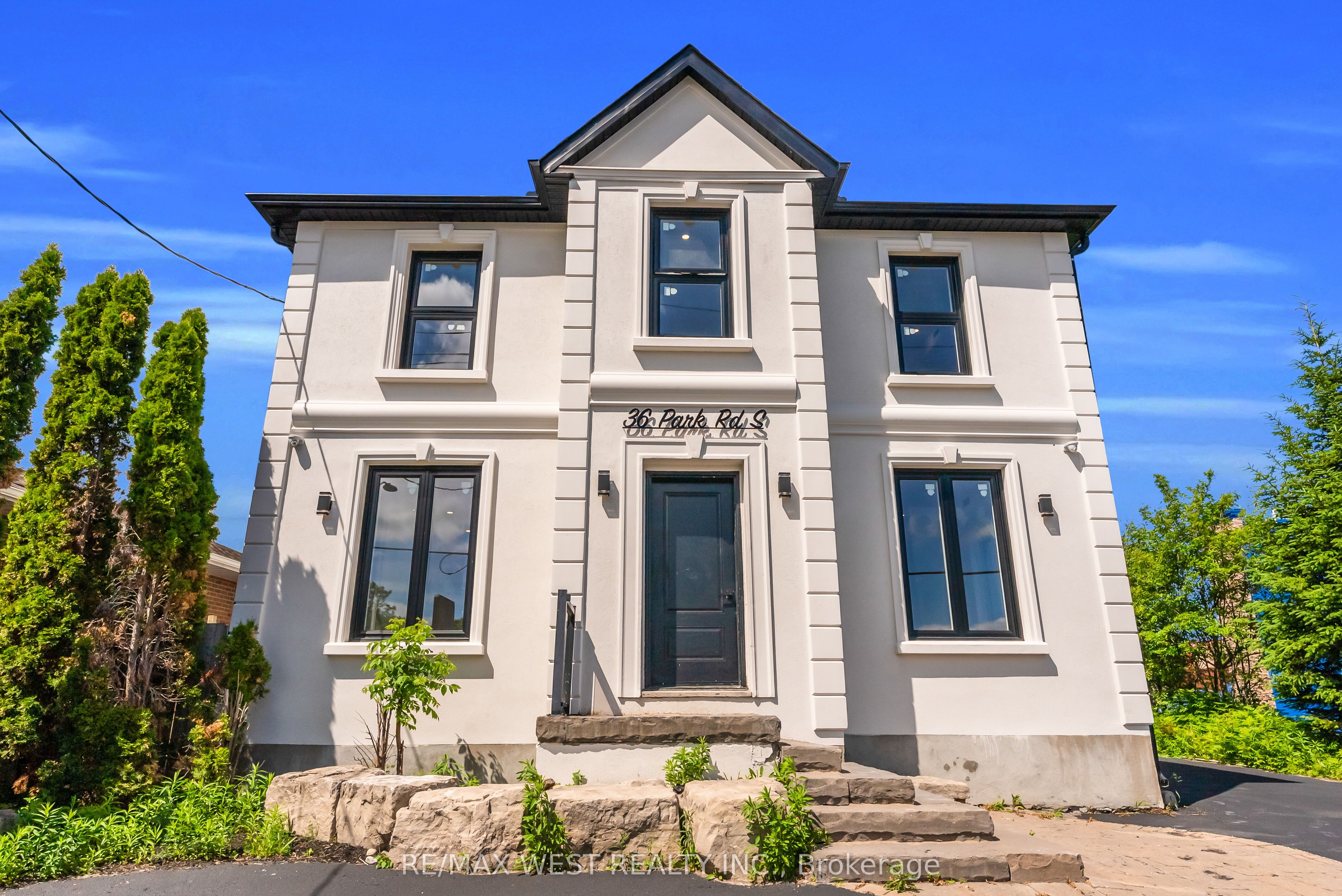 36 Park Road S 4 Property Photo 1
