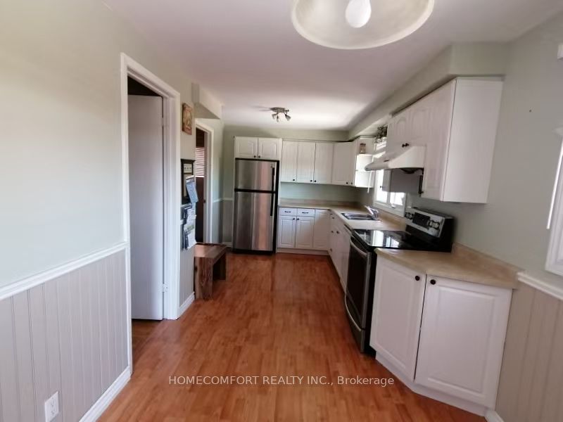 68 Carondale Crescent Property Photo 4