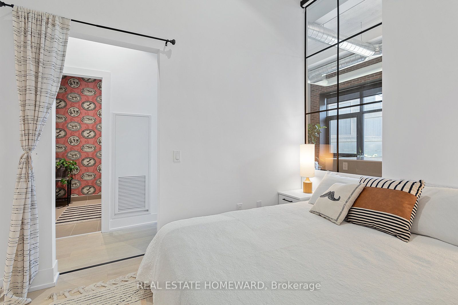 150 Logan Avenue 207 Property Photo 15