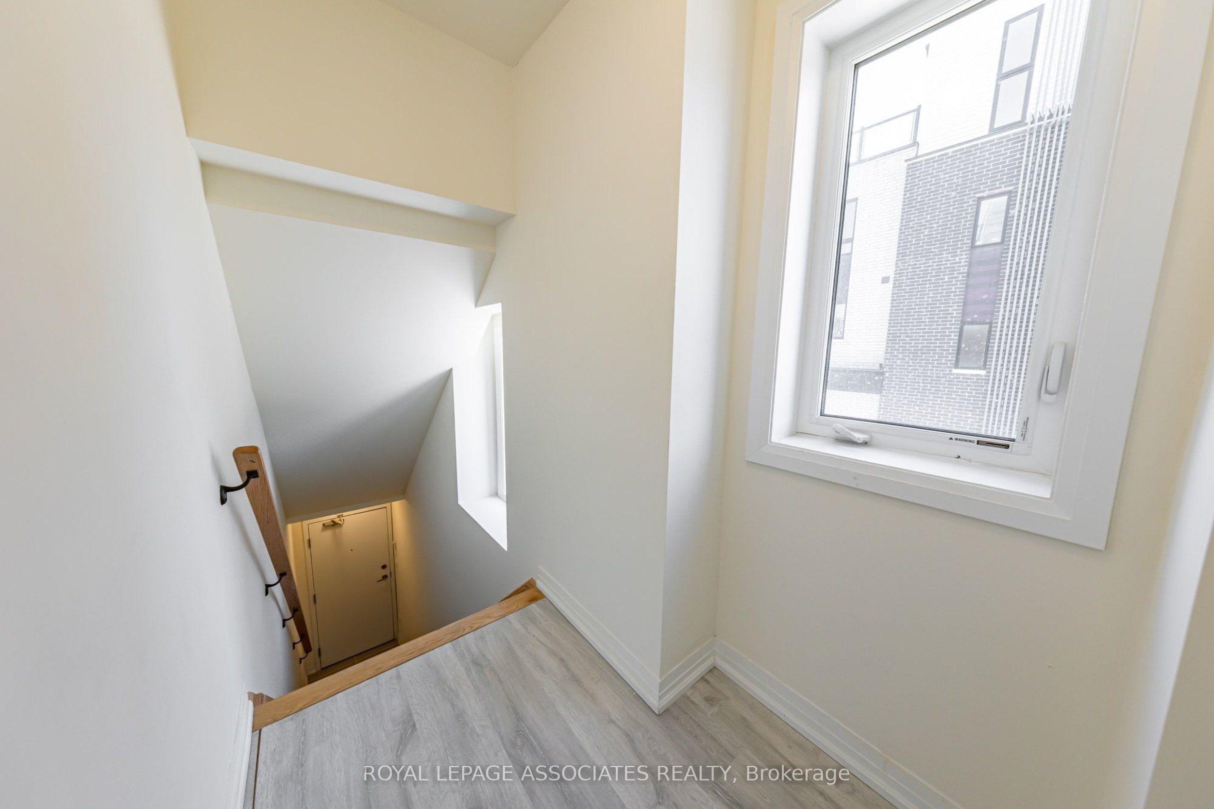 30 Liben Way 44 Property Photo 4