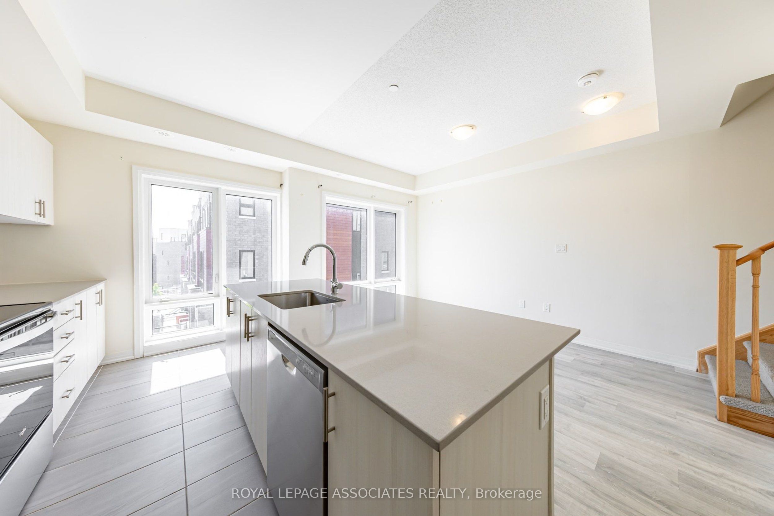 30 Liben Way 44 Property Photo 14