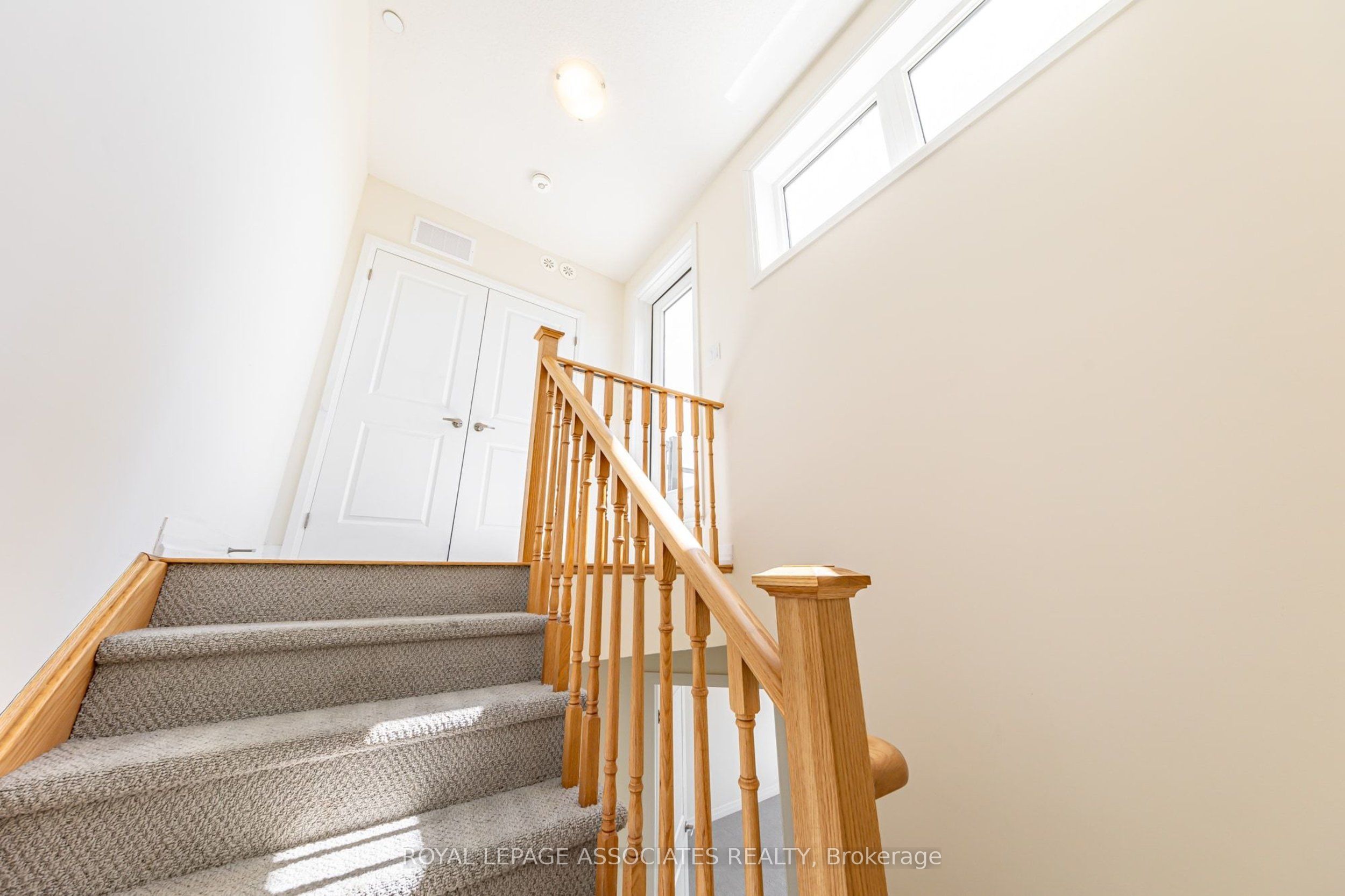 30 Liben Way 44 Property Photo 24