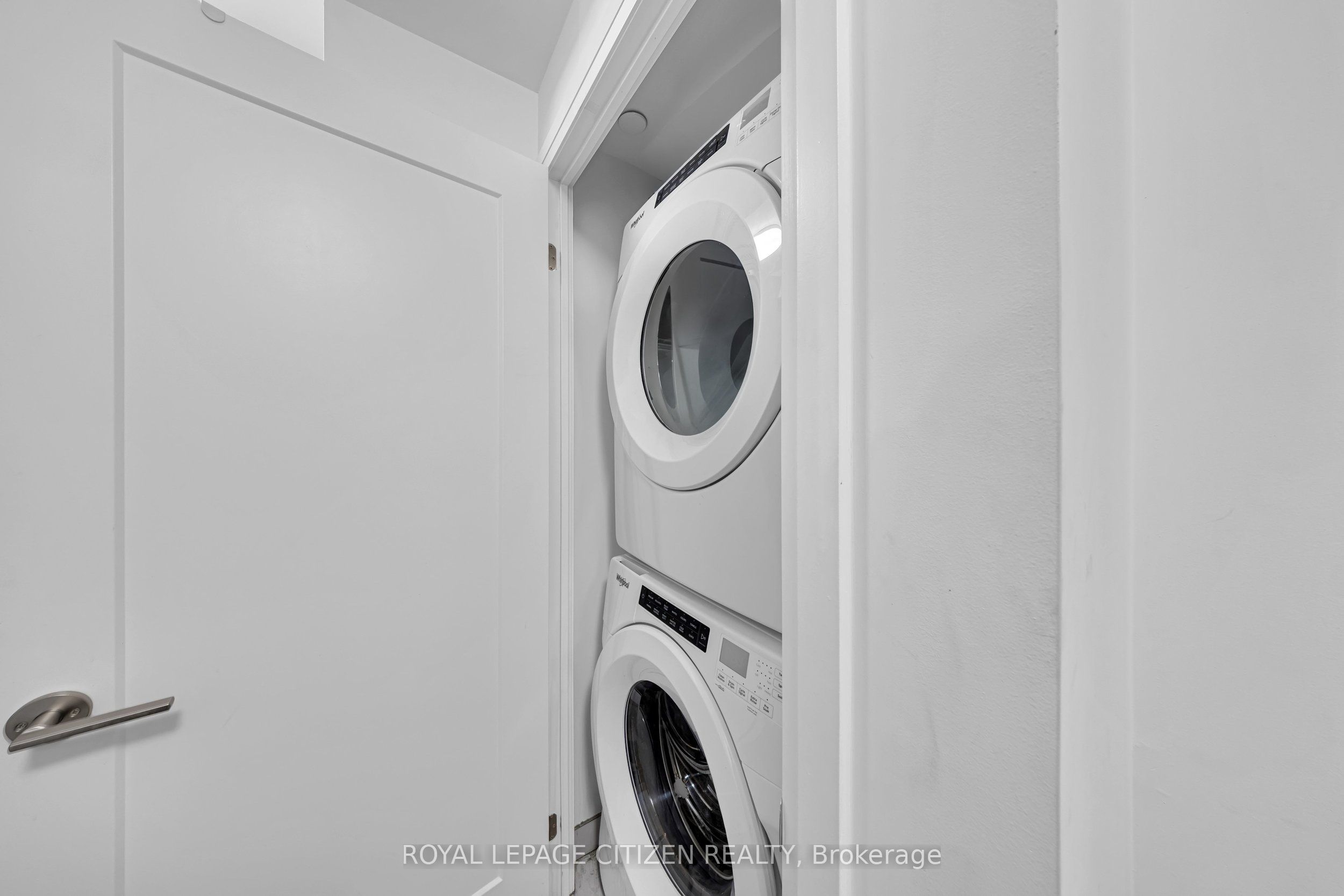 286 Main Street 2110 Property Photo 10