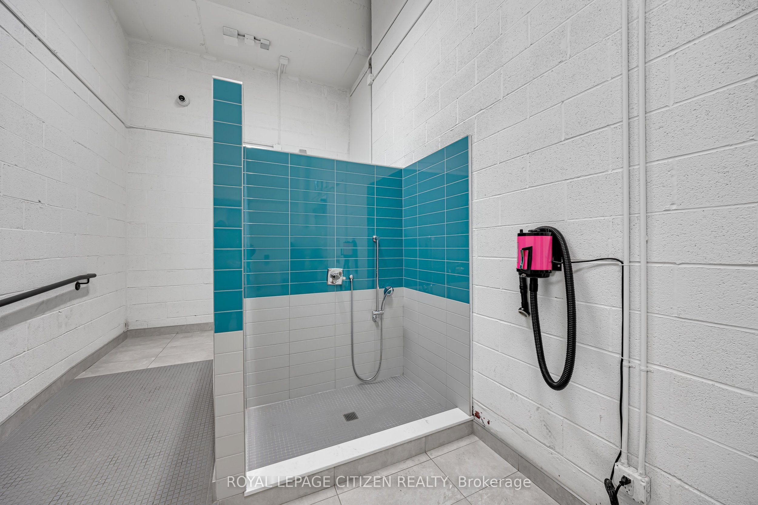 286 Main Street 2110 Property Photo 15