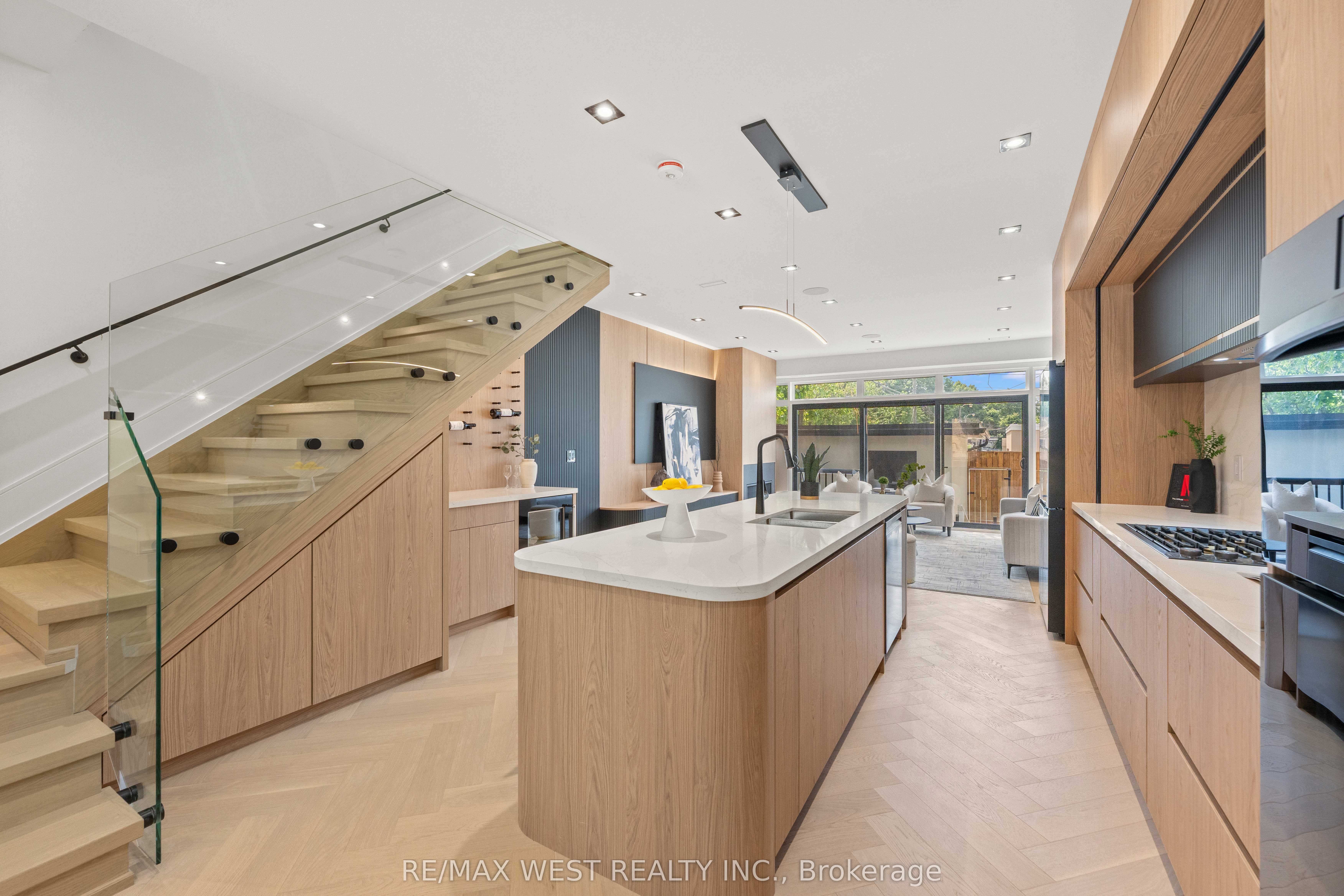 15 Cruikshank Avenue Property Photo 15