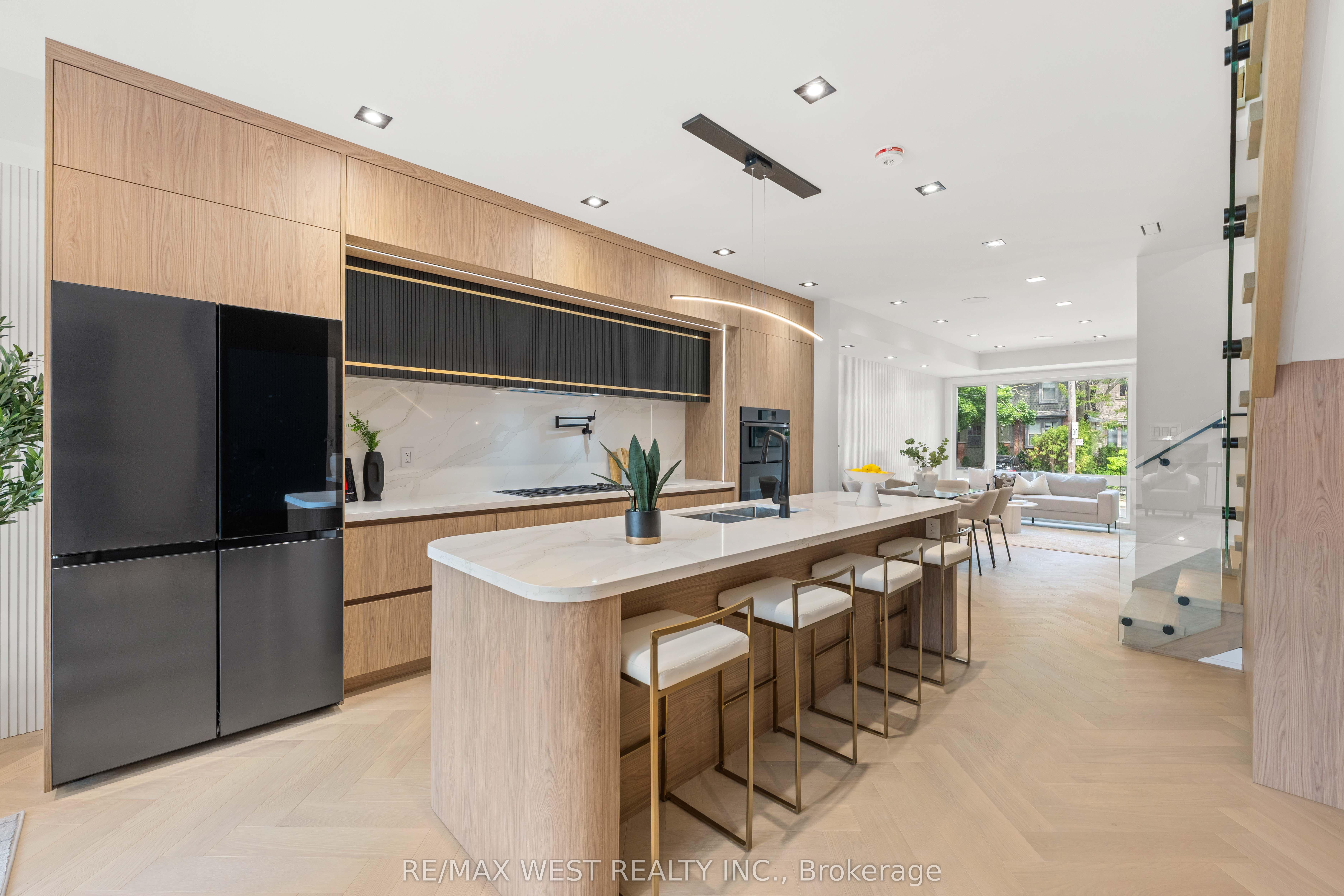 15 Cruikshank Avenue Property Photo 16