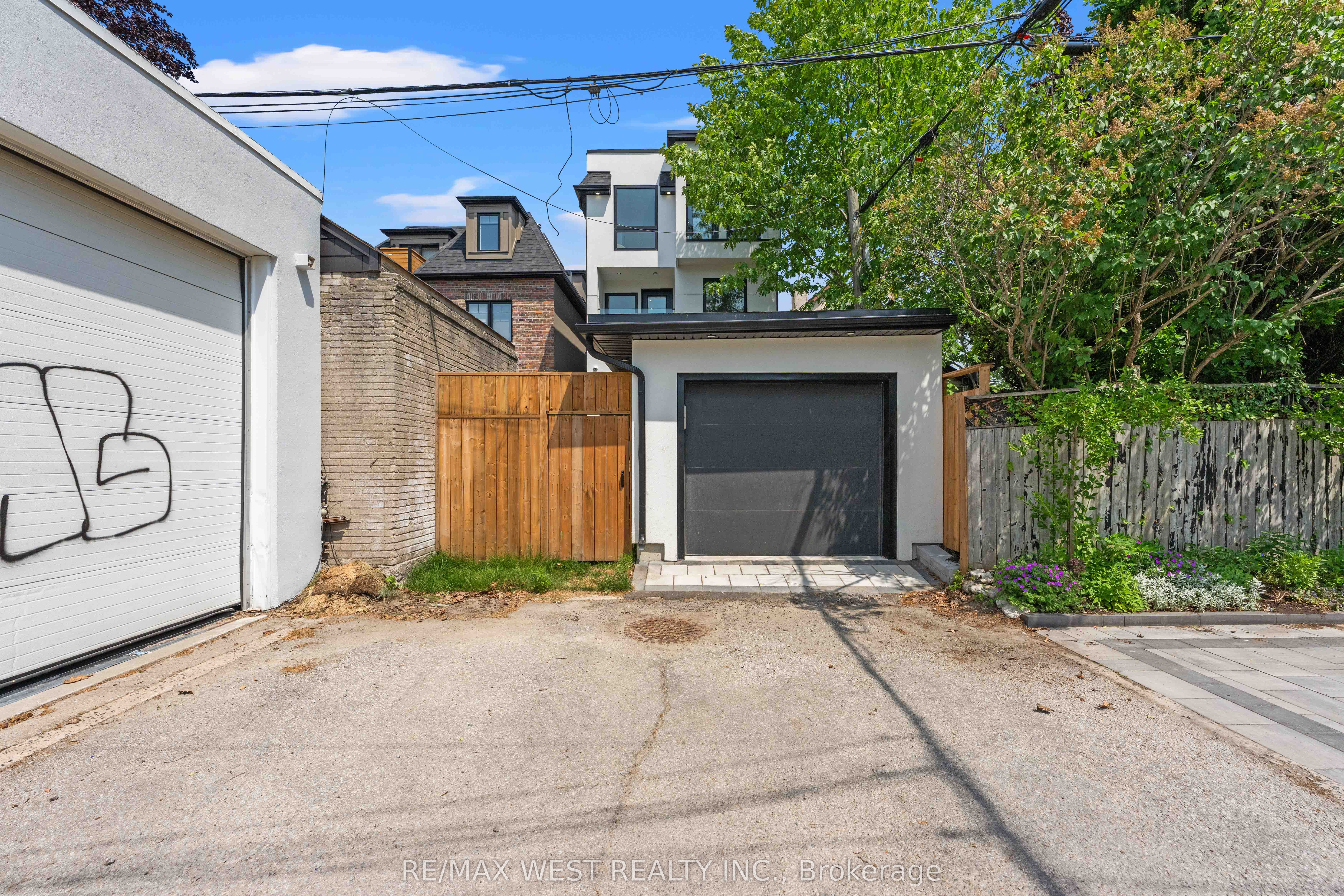 15 Cruikshank Avenue Property Photo 45