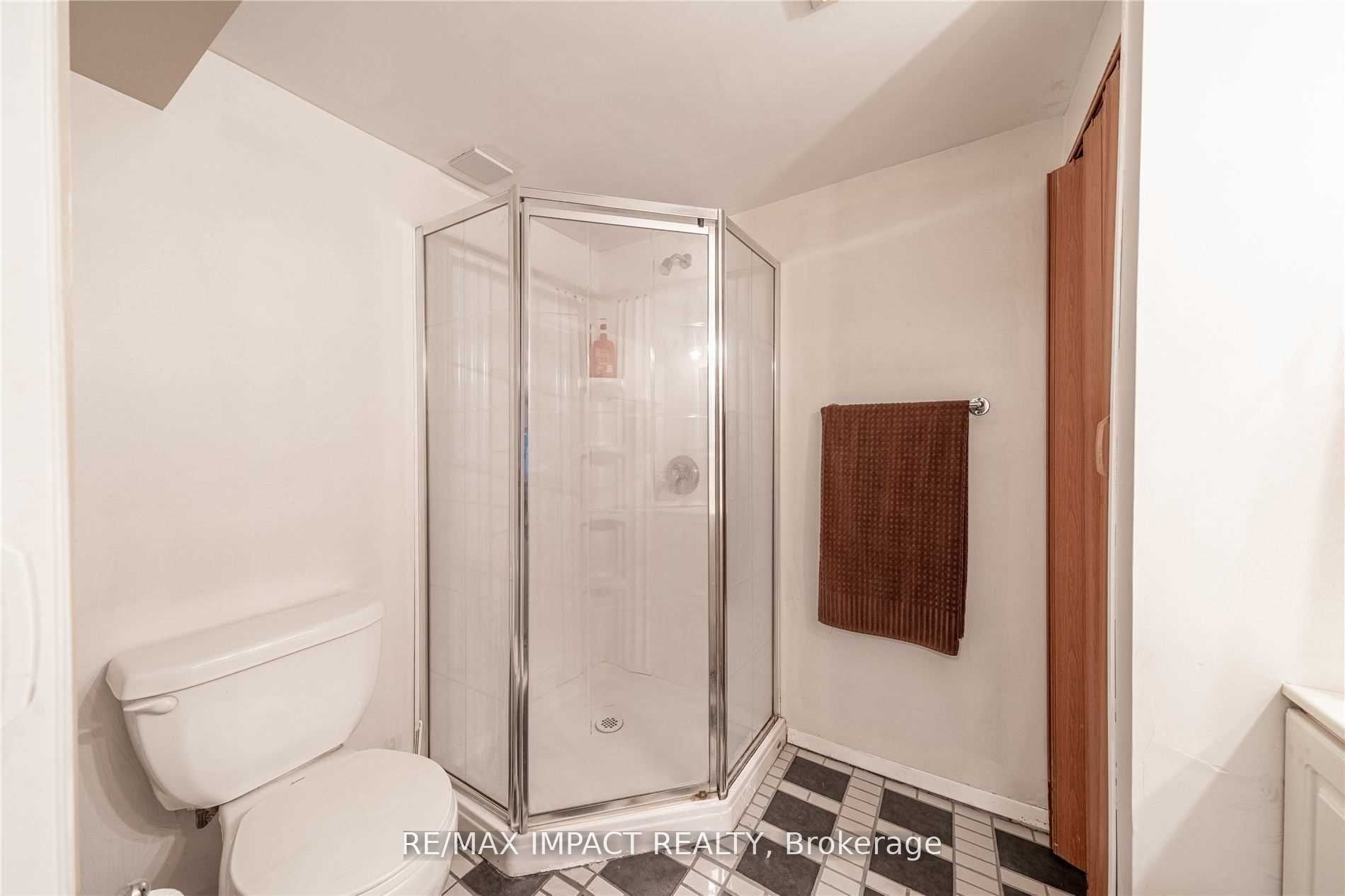 33 Taunton Road E 28 Property Photo 23