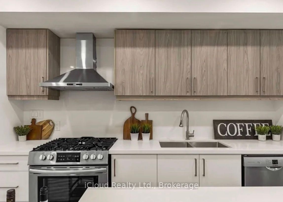 386 Coxwell Avenue Property Photo 19