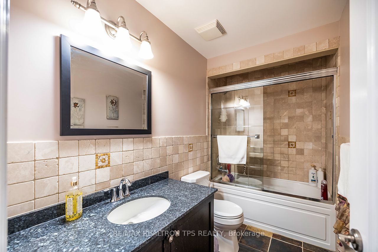 25 Leafield Drive Property Photo 25