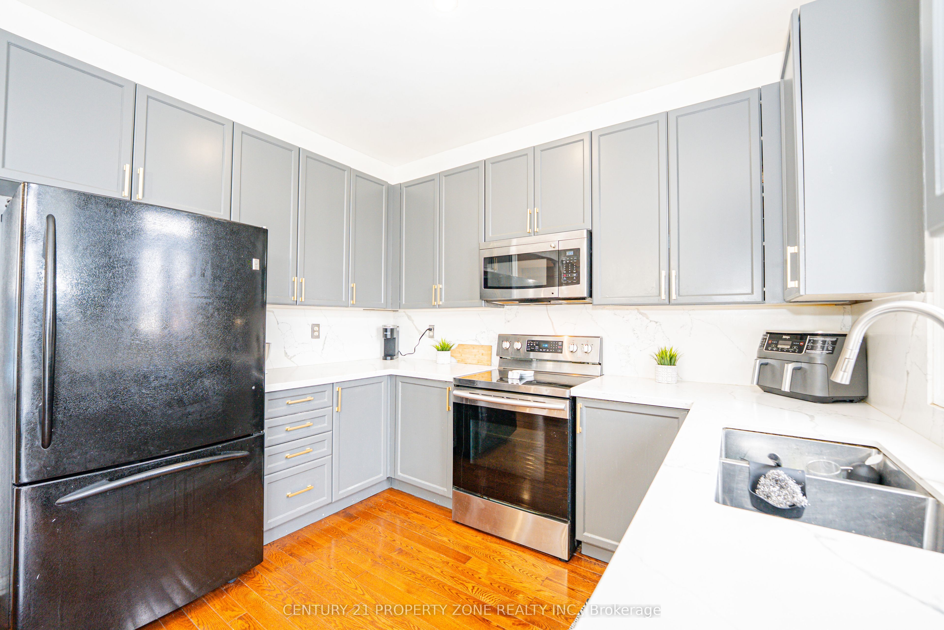 804 Ormond Drive Property Photo 15