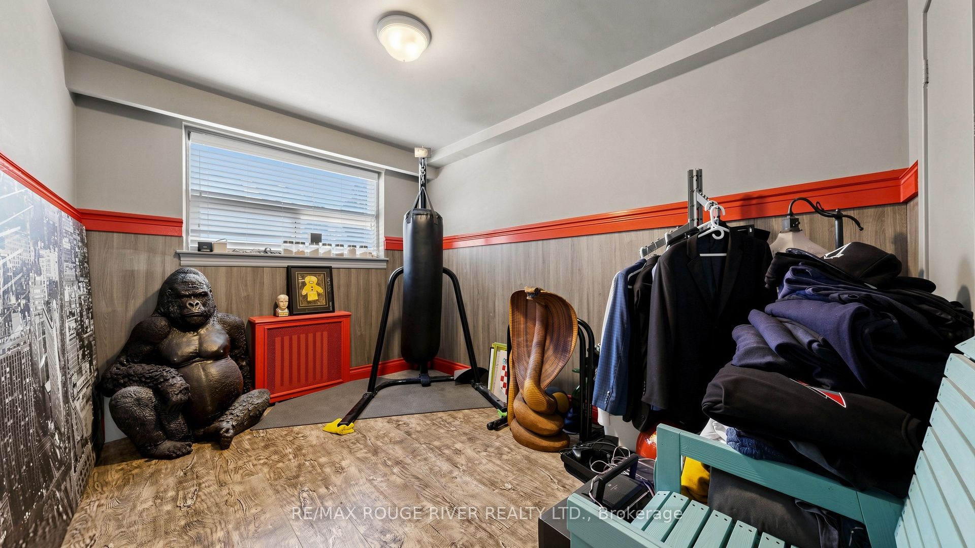 263 Oak Park Avenue Property Photo 12