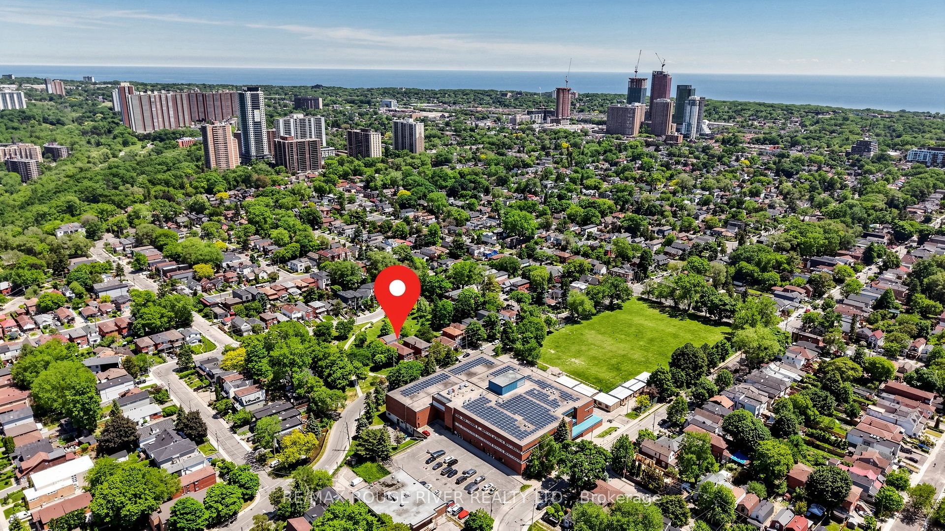 263 Oak Park Avenue Property Photo 45