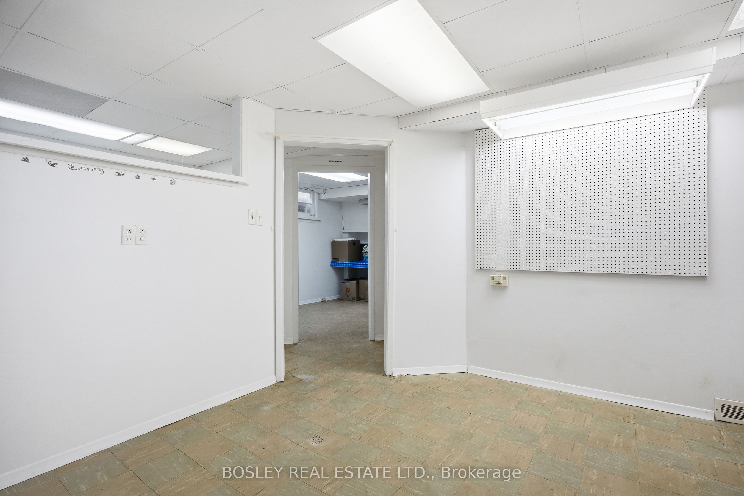 133 Sylvan Avenue Property Photo 33