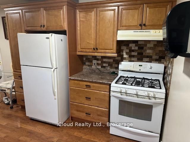38 Kawartha Avenue Property Photo 14