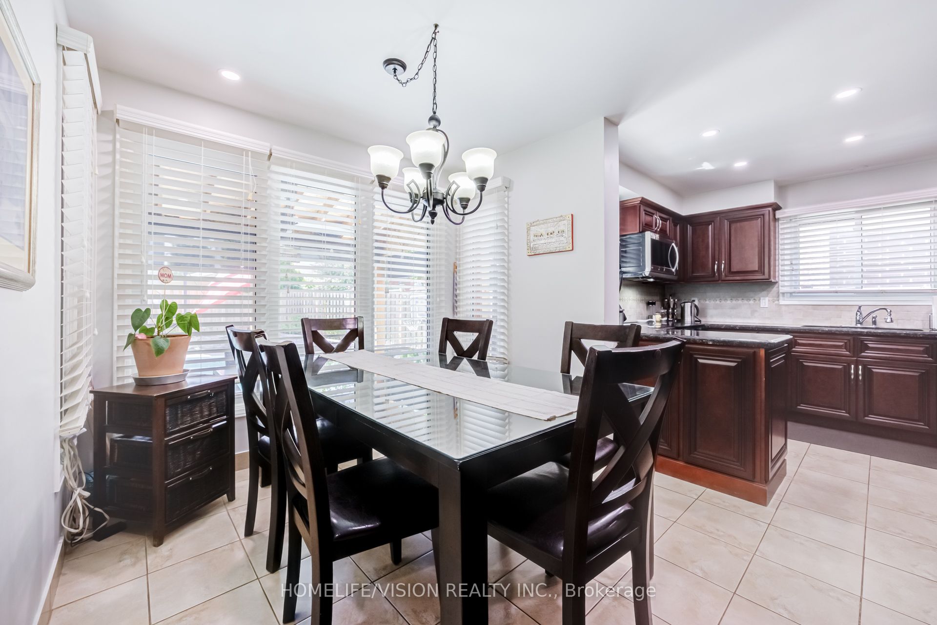 1206 Fieldstone Circle Property Photo 15