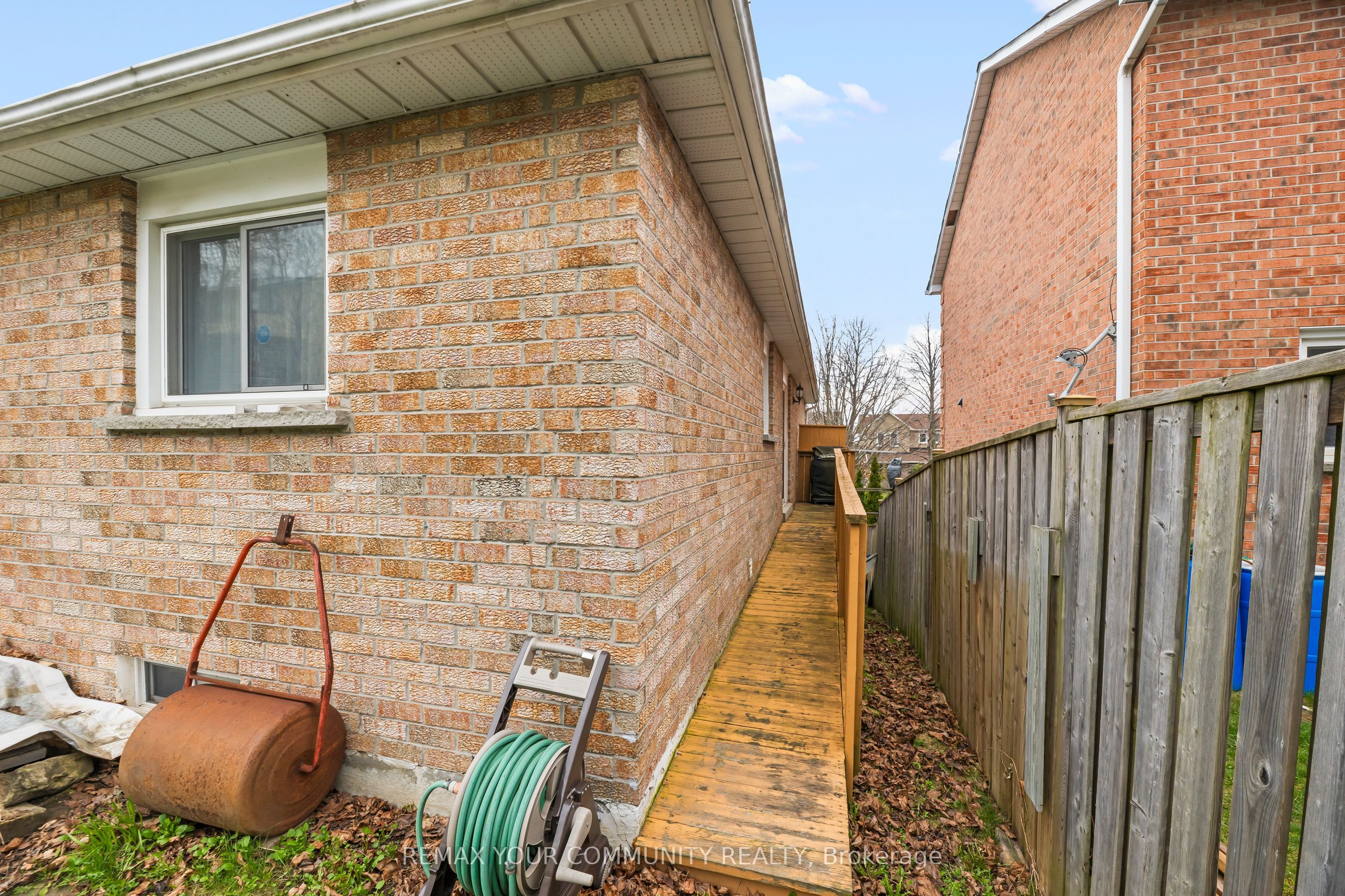 21 Wright Crescent Property Photo 14