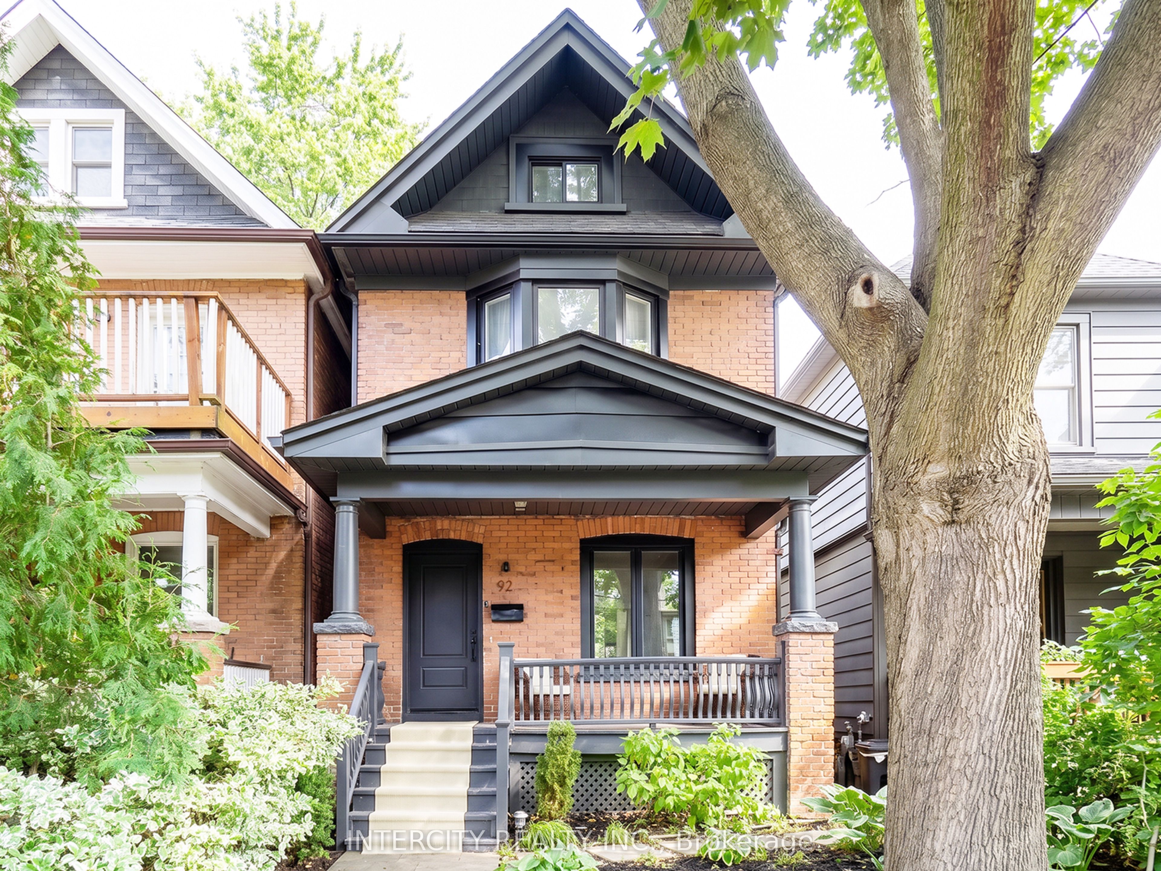 92 Dagmar Avenue