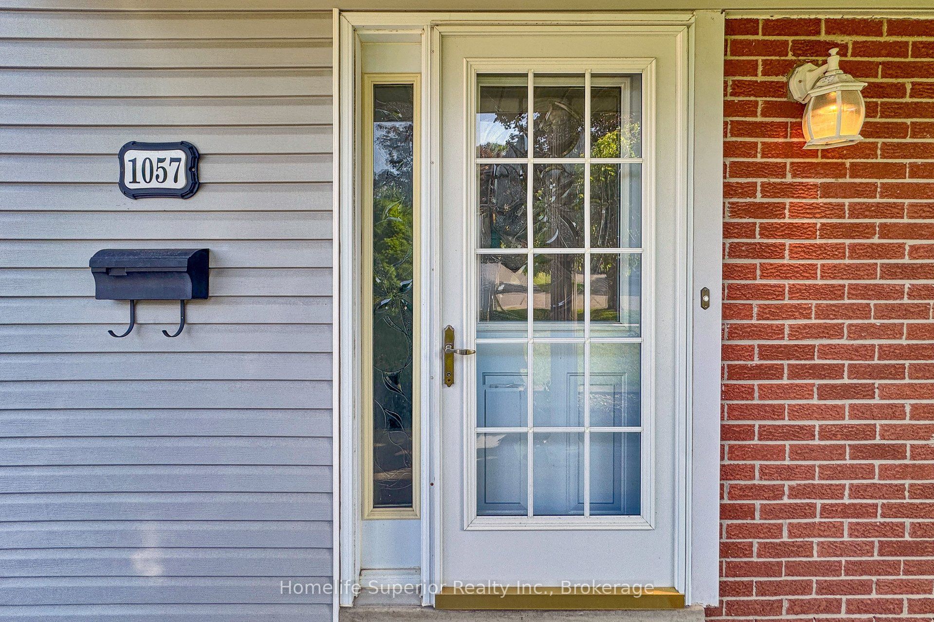 1057 Exeter Street Property Photo 6