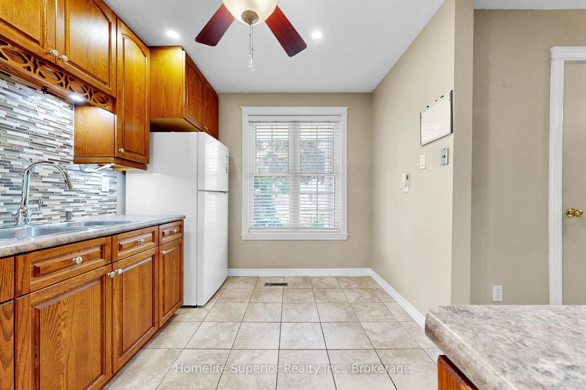 1057 Exeter Street Property Photo 10