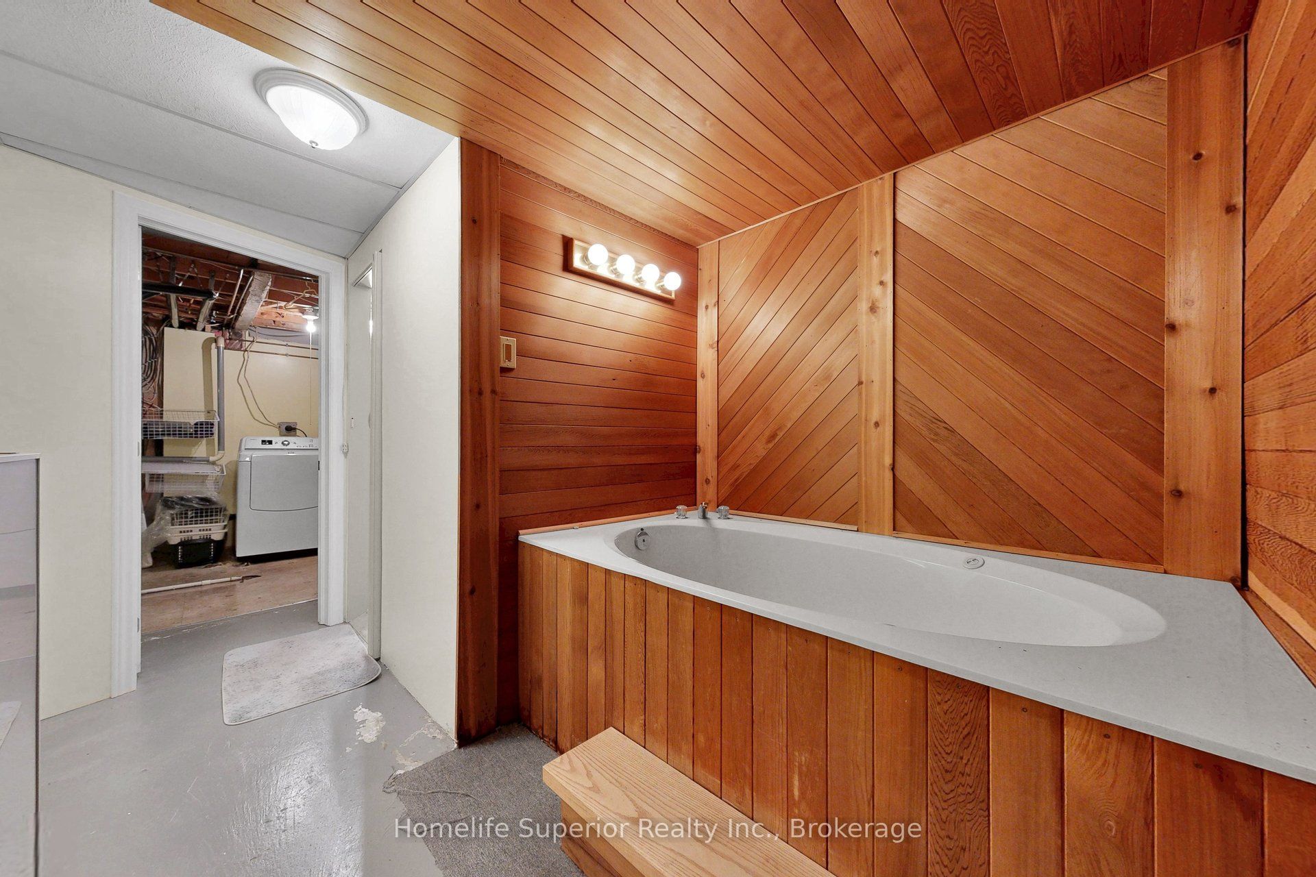 1057 Exeter Street Property Photo 28