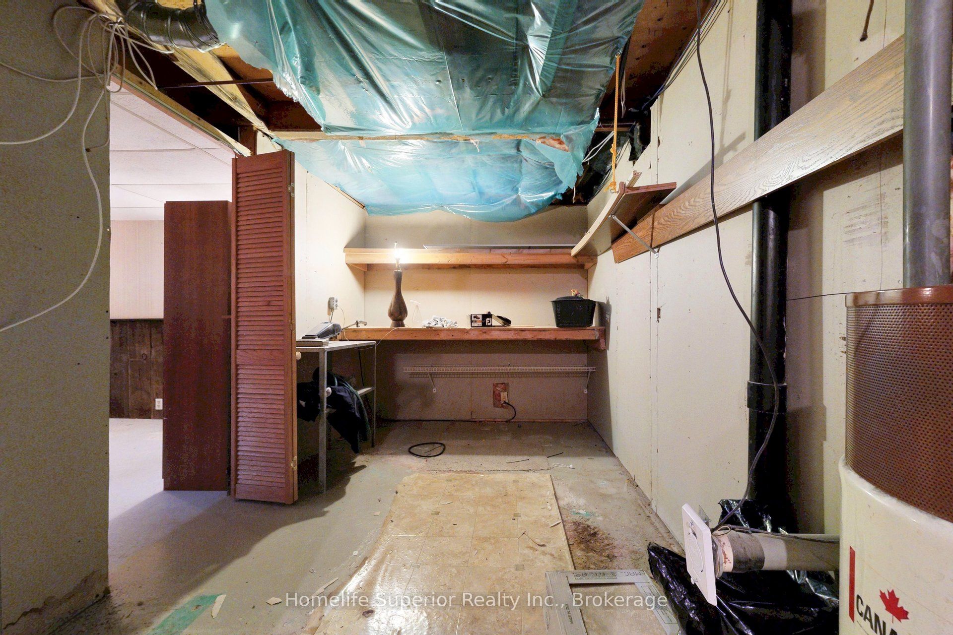 1057 Exeter Street Property Photo 32