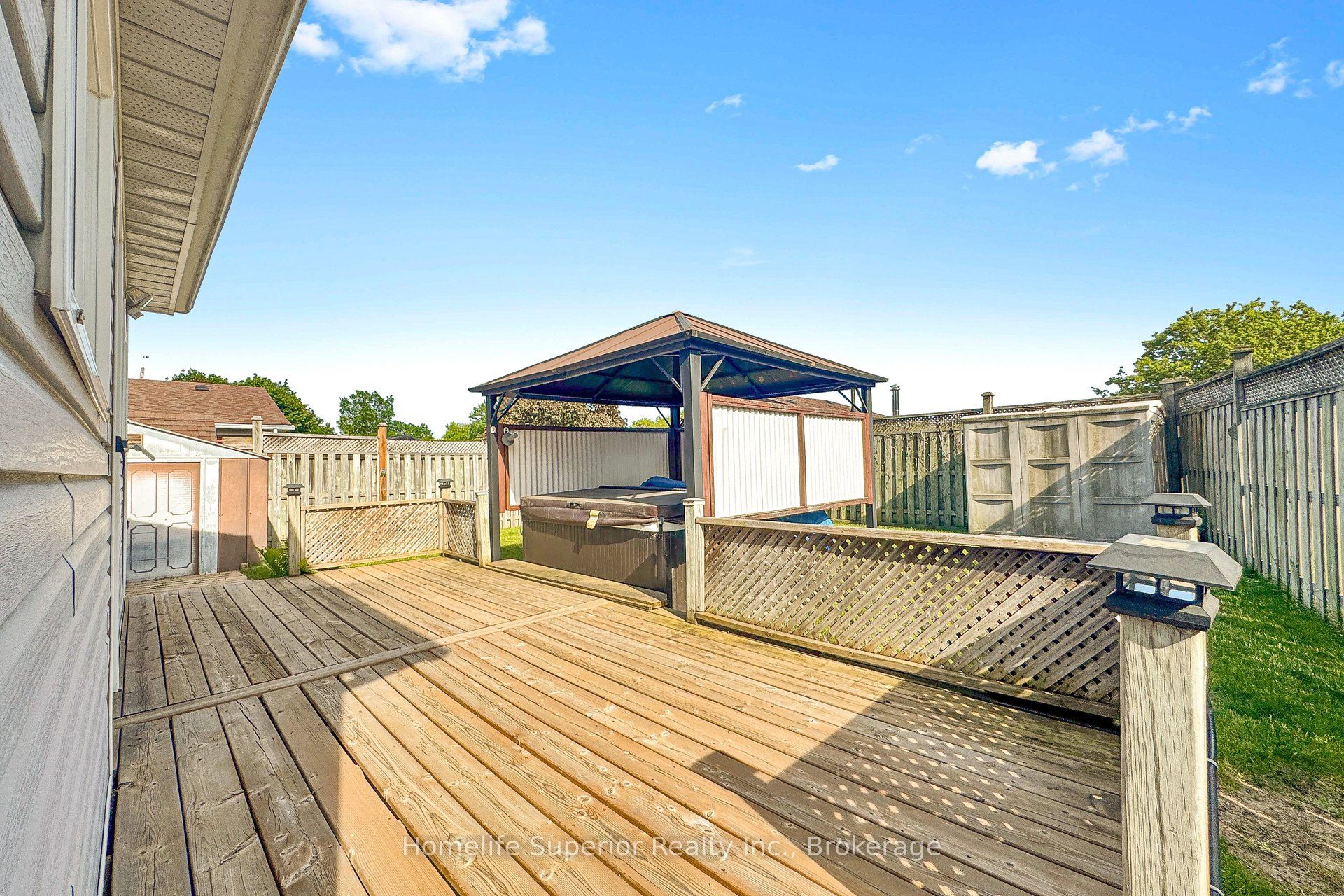 1057 Exeter Street Property Photo 33