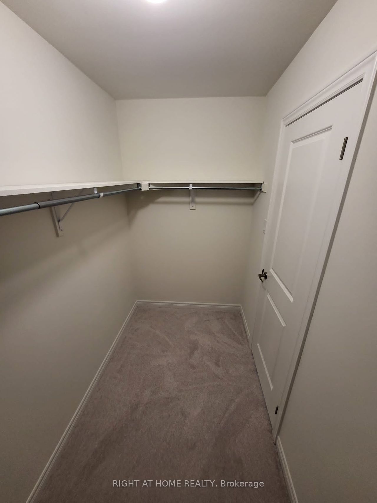 111 Bayardo Drive Property Photo 18