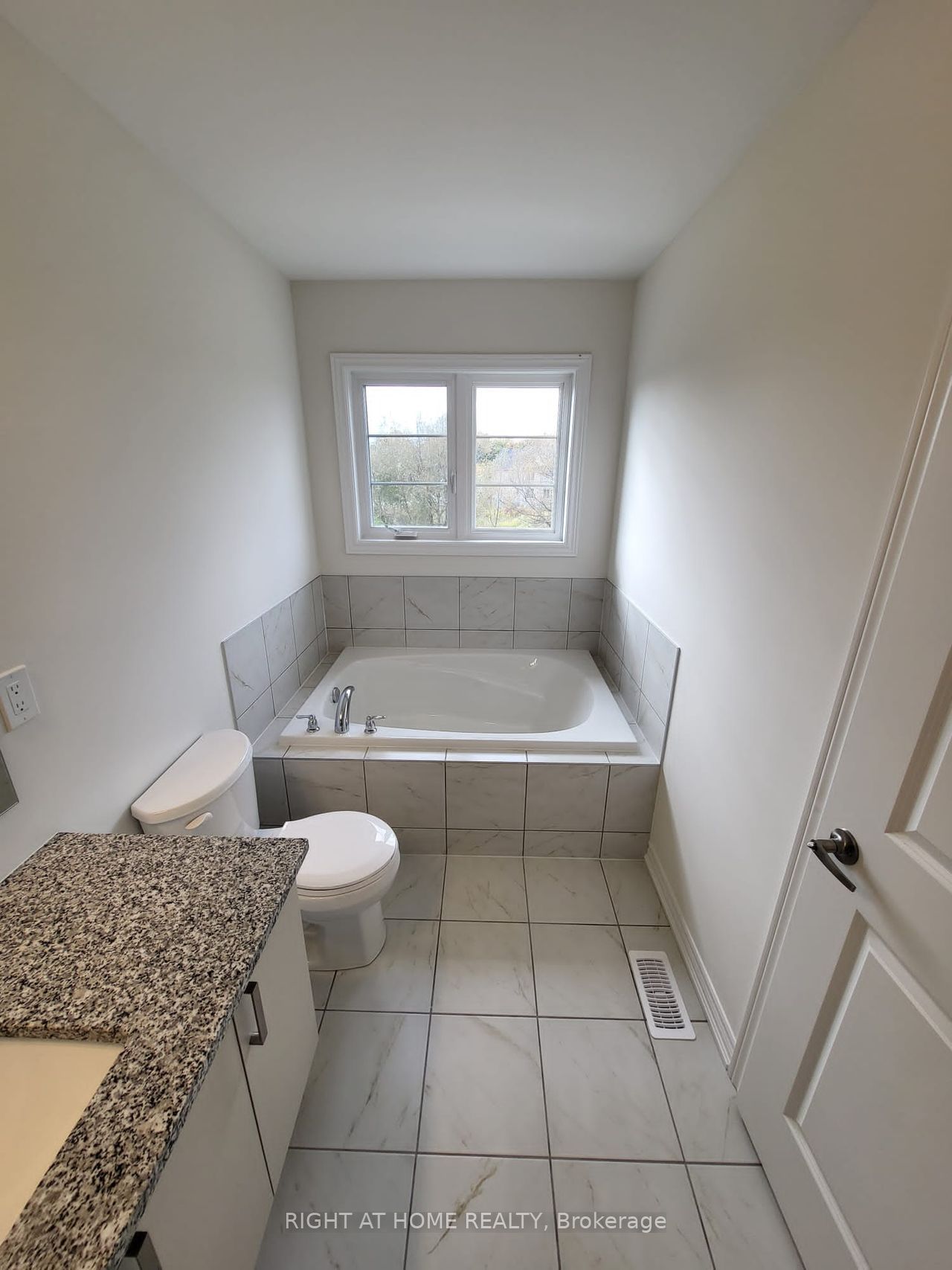 111 Bayardo Drive Property Photo 20