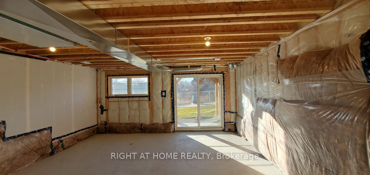 111 Bayardo Drive Property Photo 25