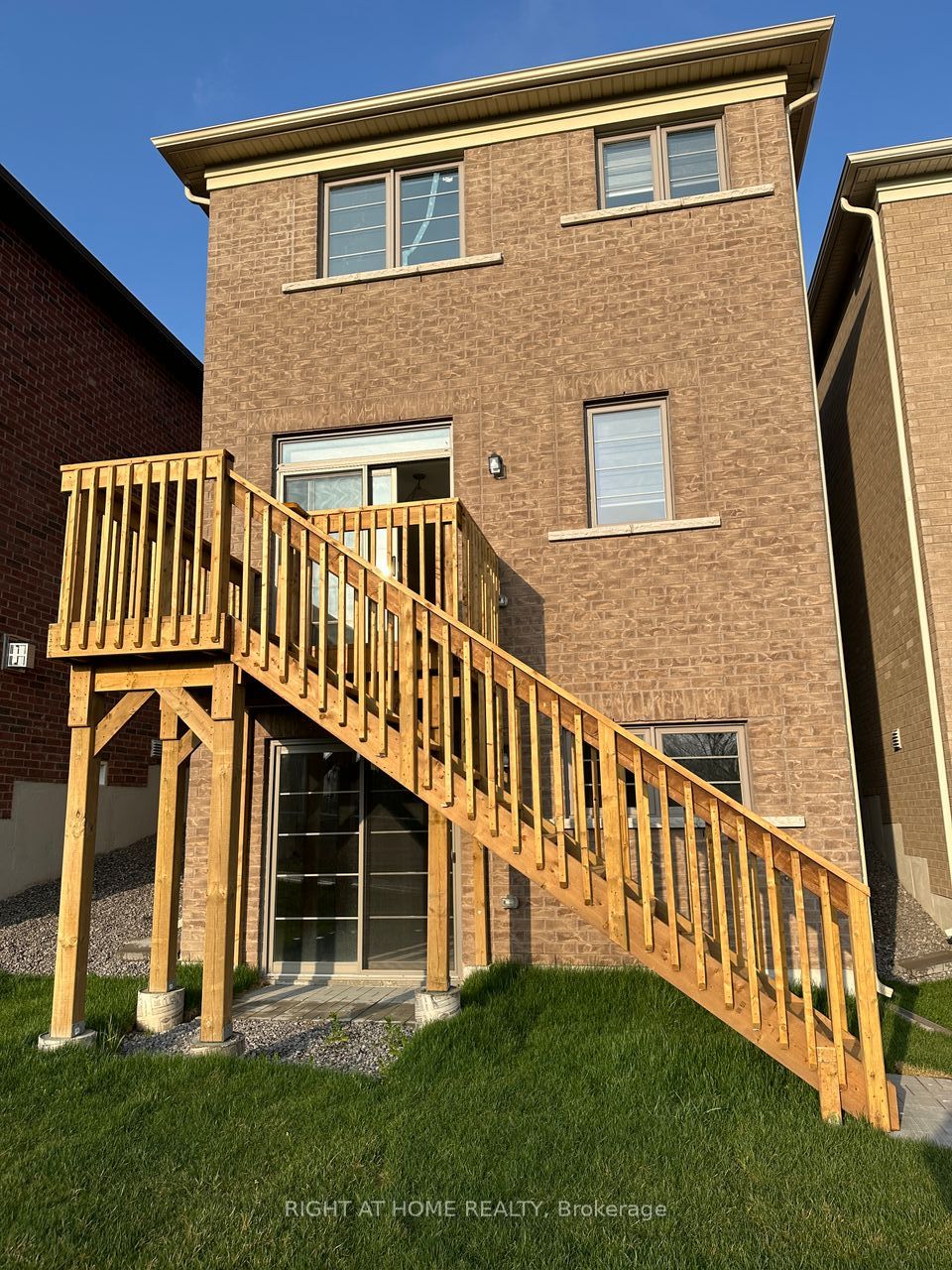 111 Bayardo Drive Property Photo 30