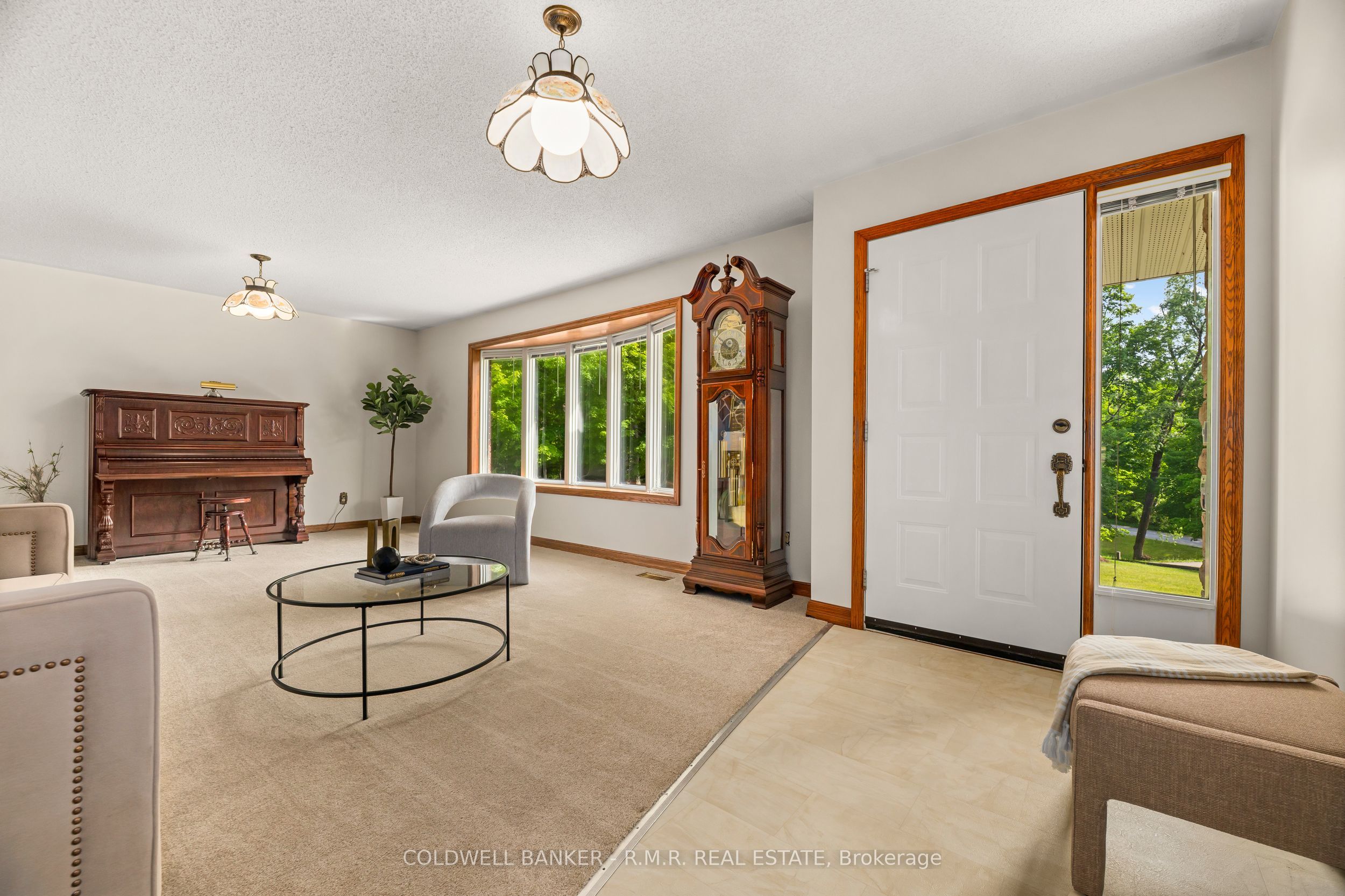 8754 Langstaff Road Property Photo 3