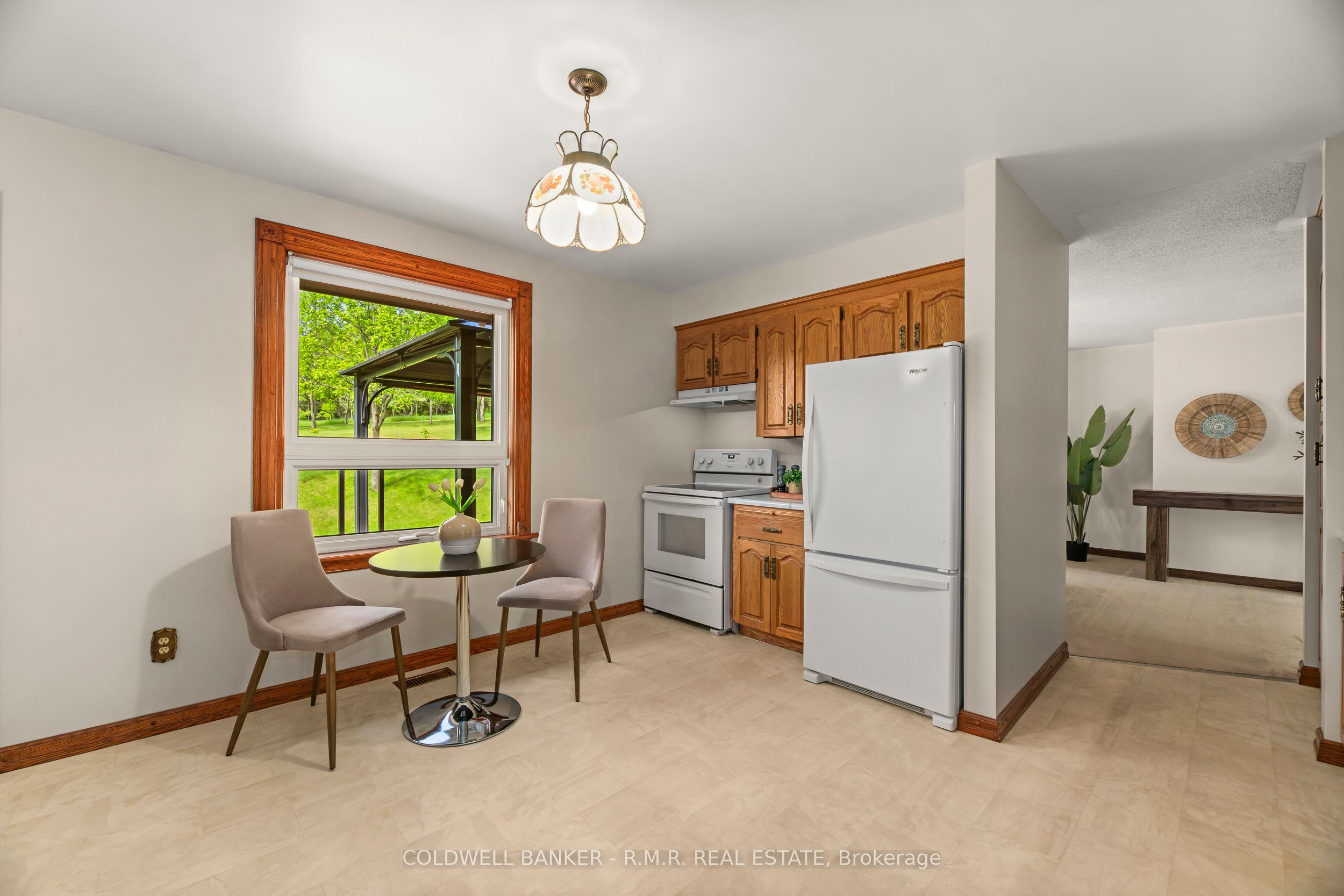 8754 Langstaff Road Property Photo 12