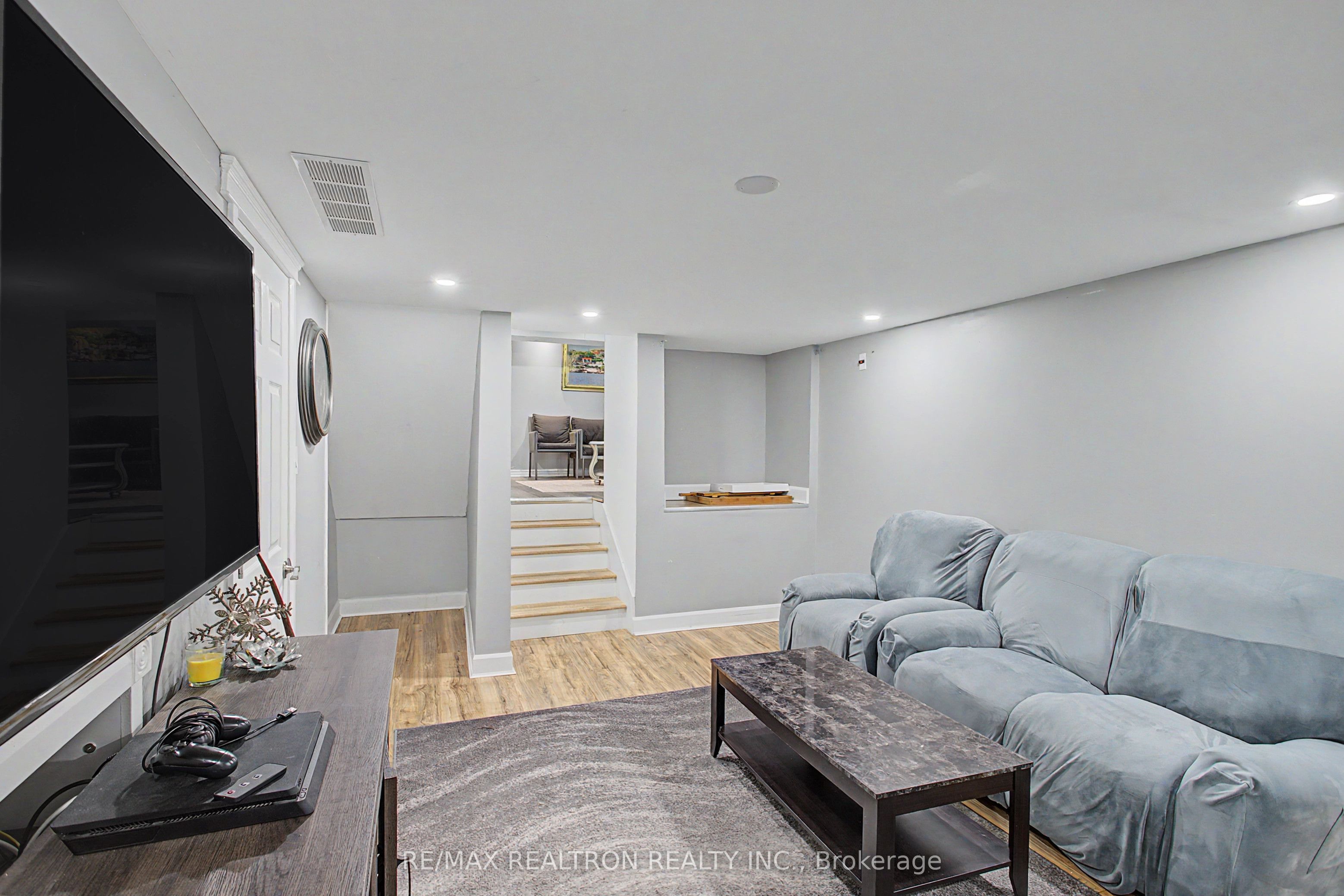 6 Turnbull Road Property Photo 7
