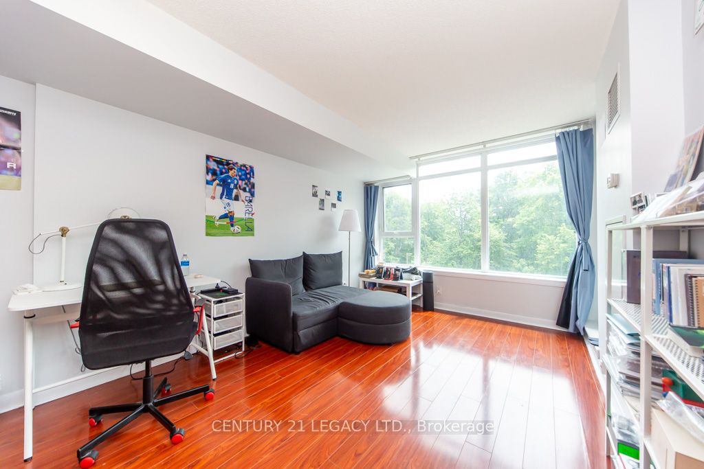 190 Borough Drive 507 Property Photo 11