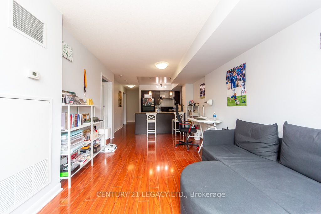 190 Borough Drive 507 Property Photo 14
