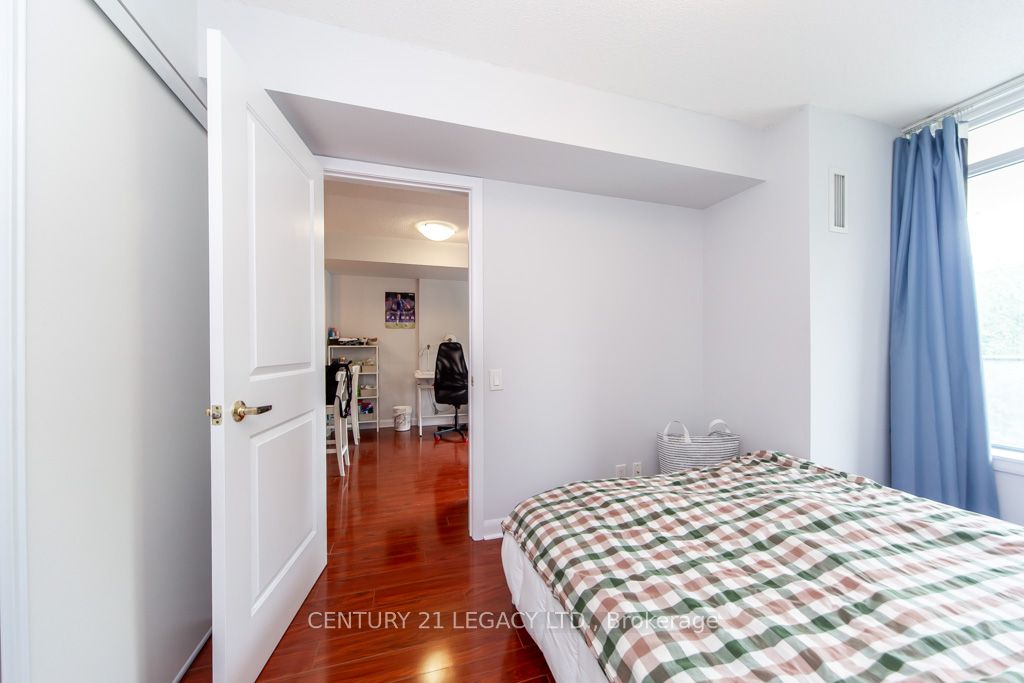 190 Borough Drive 507 Property Photo 26